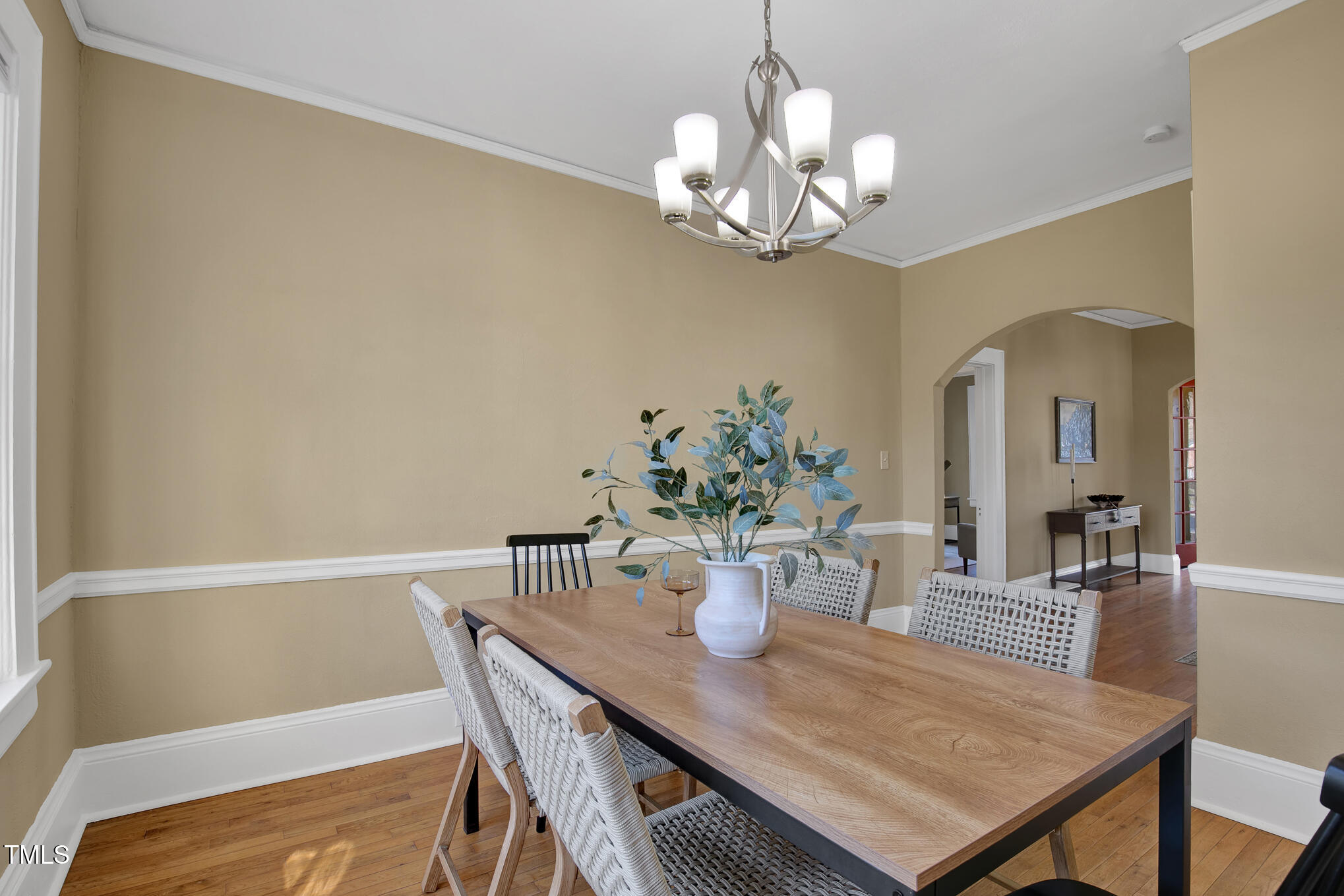 2401 Englewood Avenue