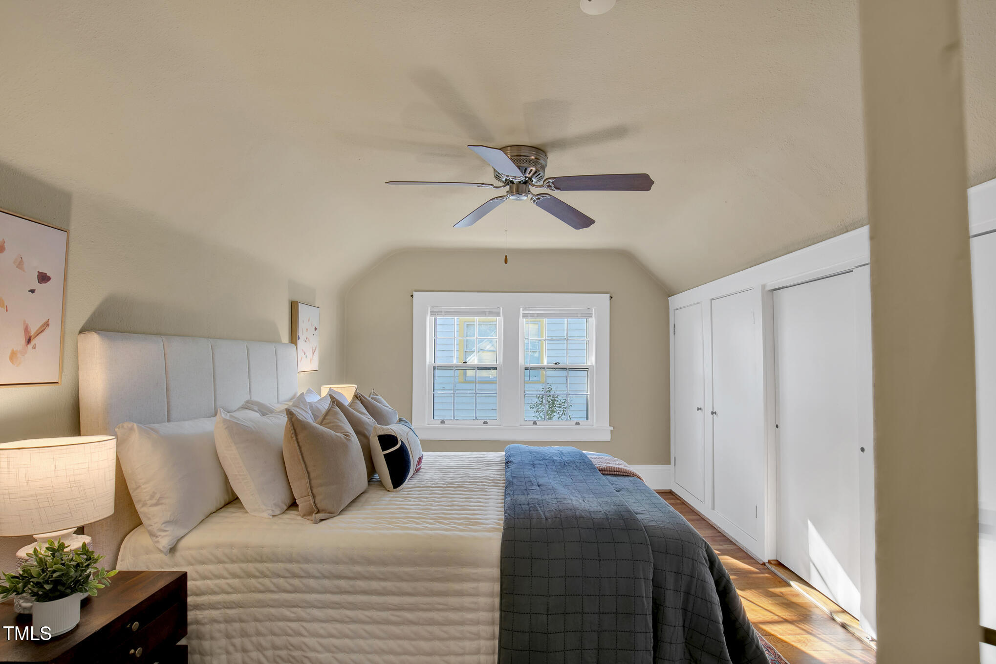 2401 Englewood Avenue