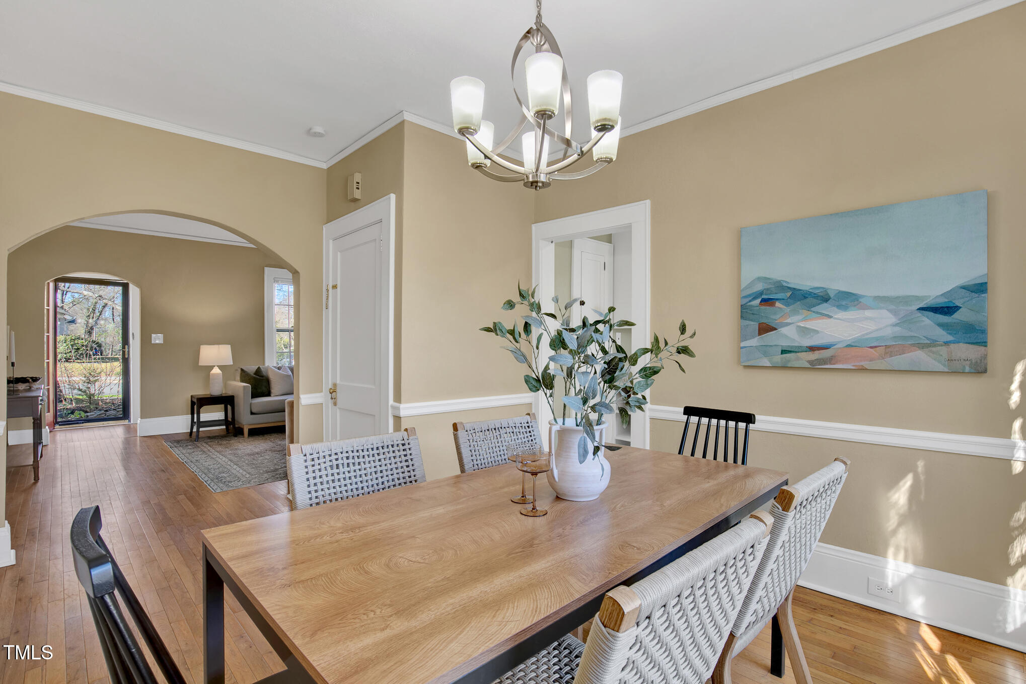 2401 Englewood Avenue