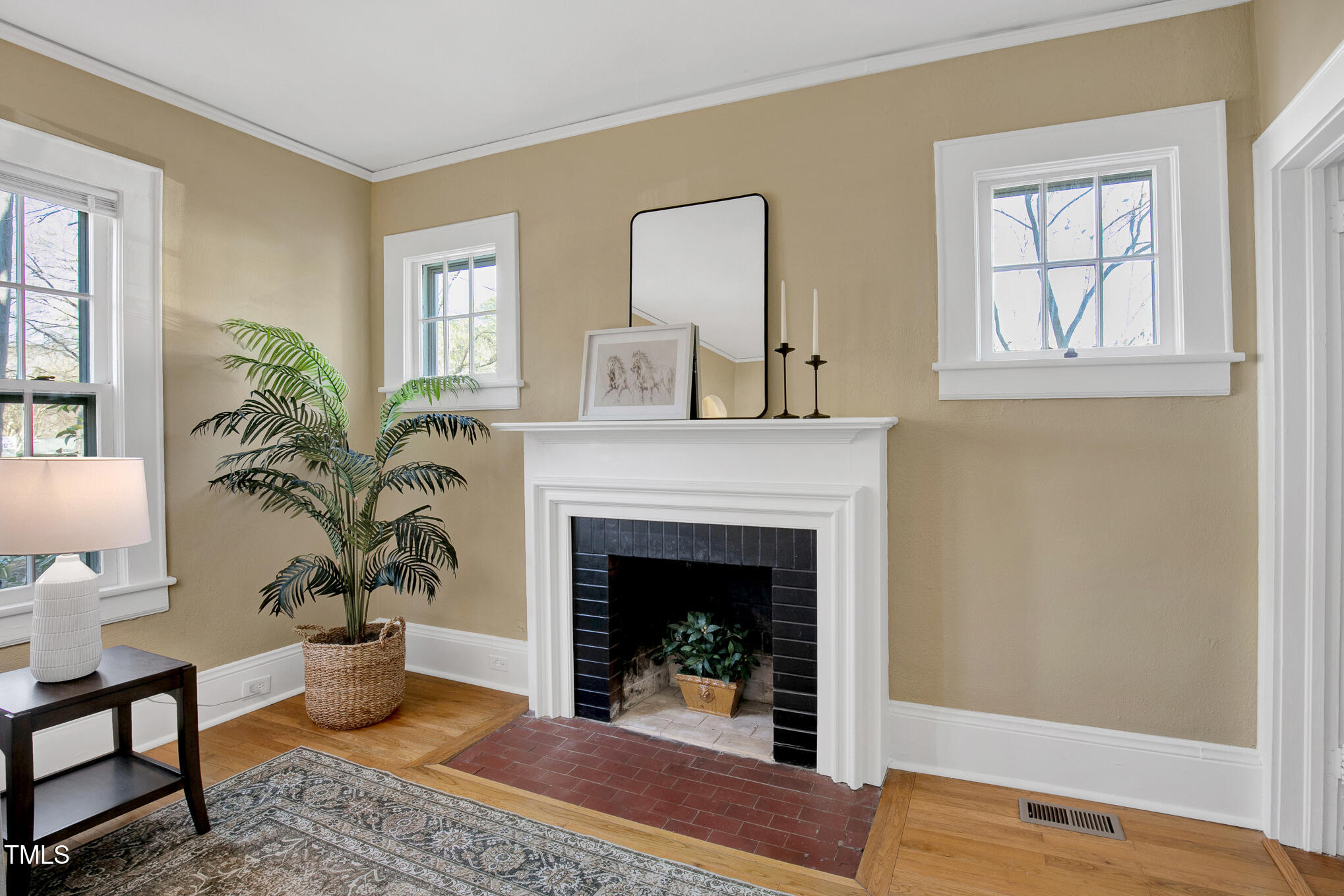 2401 Englewood Avenue