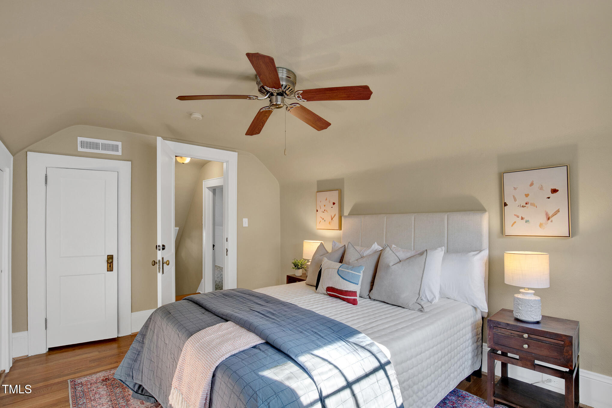 2401 Englewood Avenue