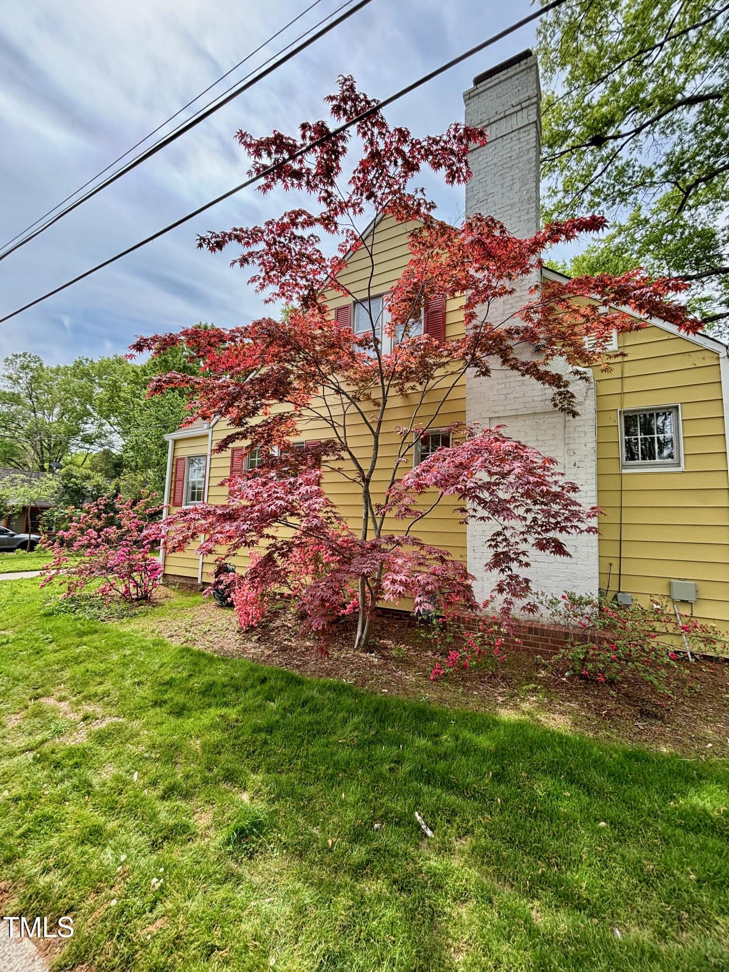 2401 Englewood Avenue