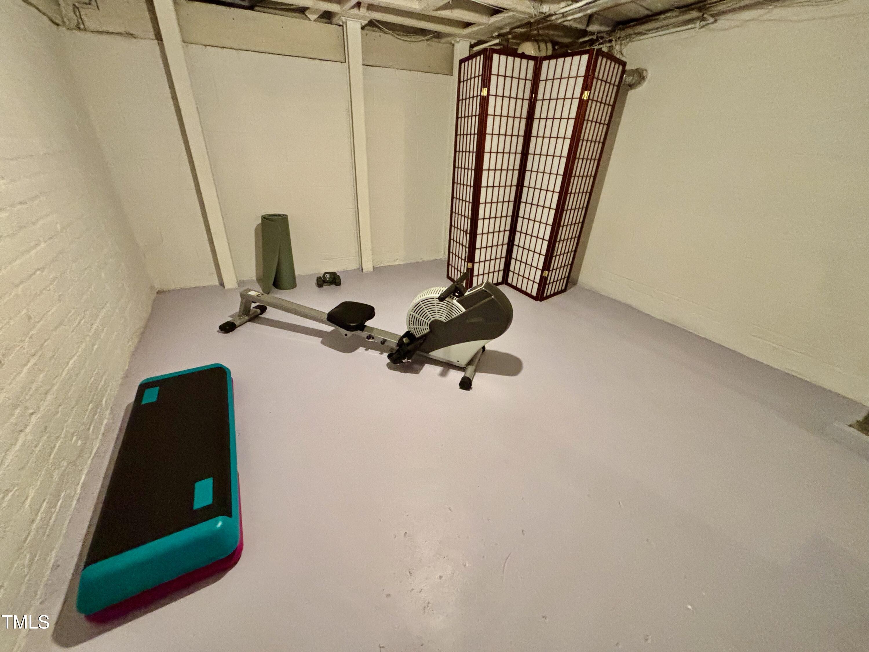 2401 Englewood Avenue