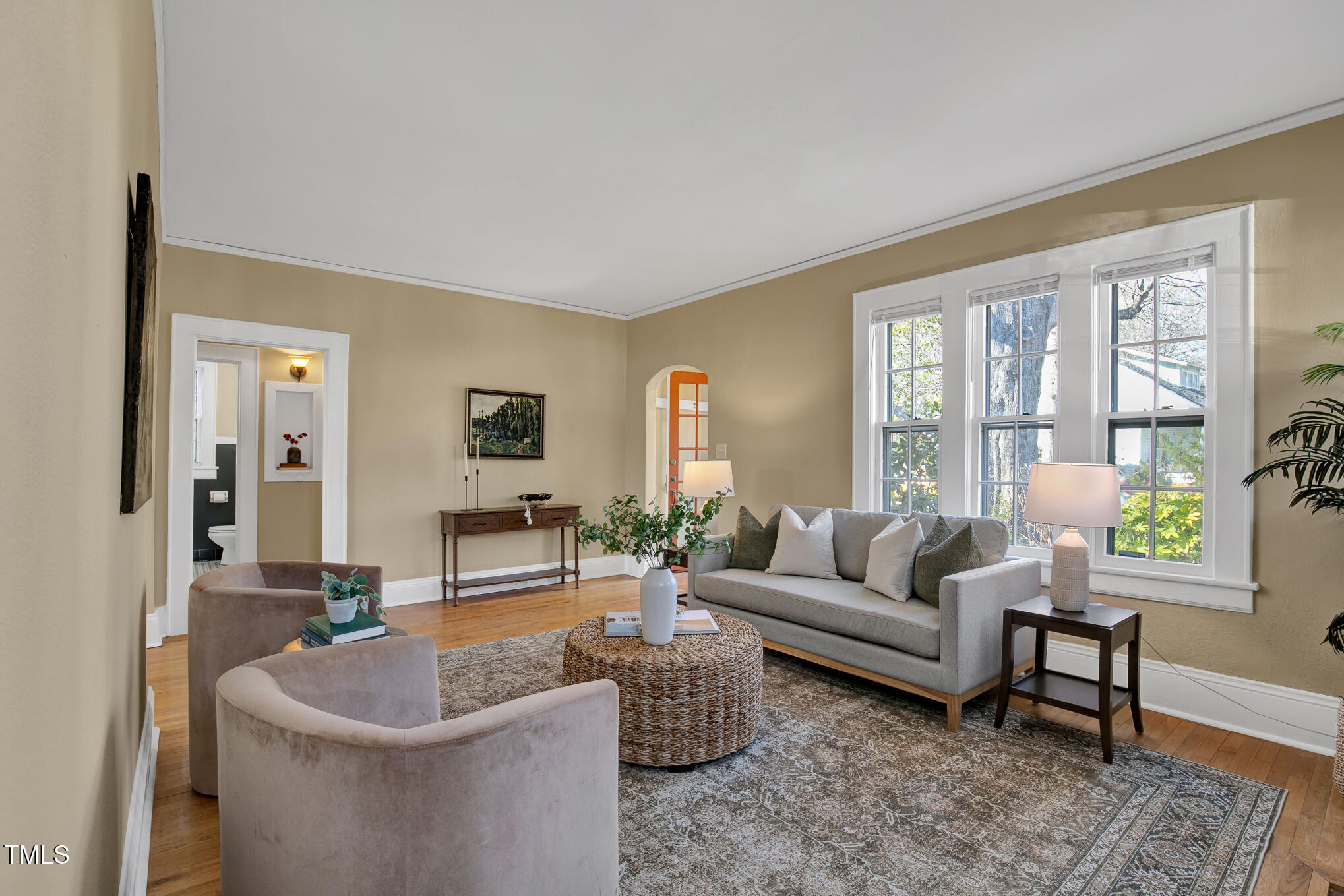 2401 Englewood Avenue