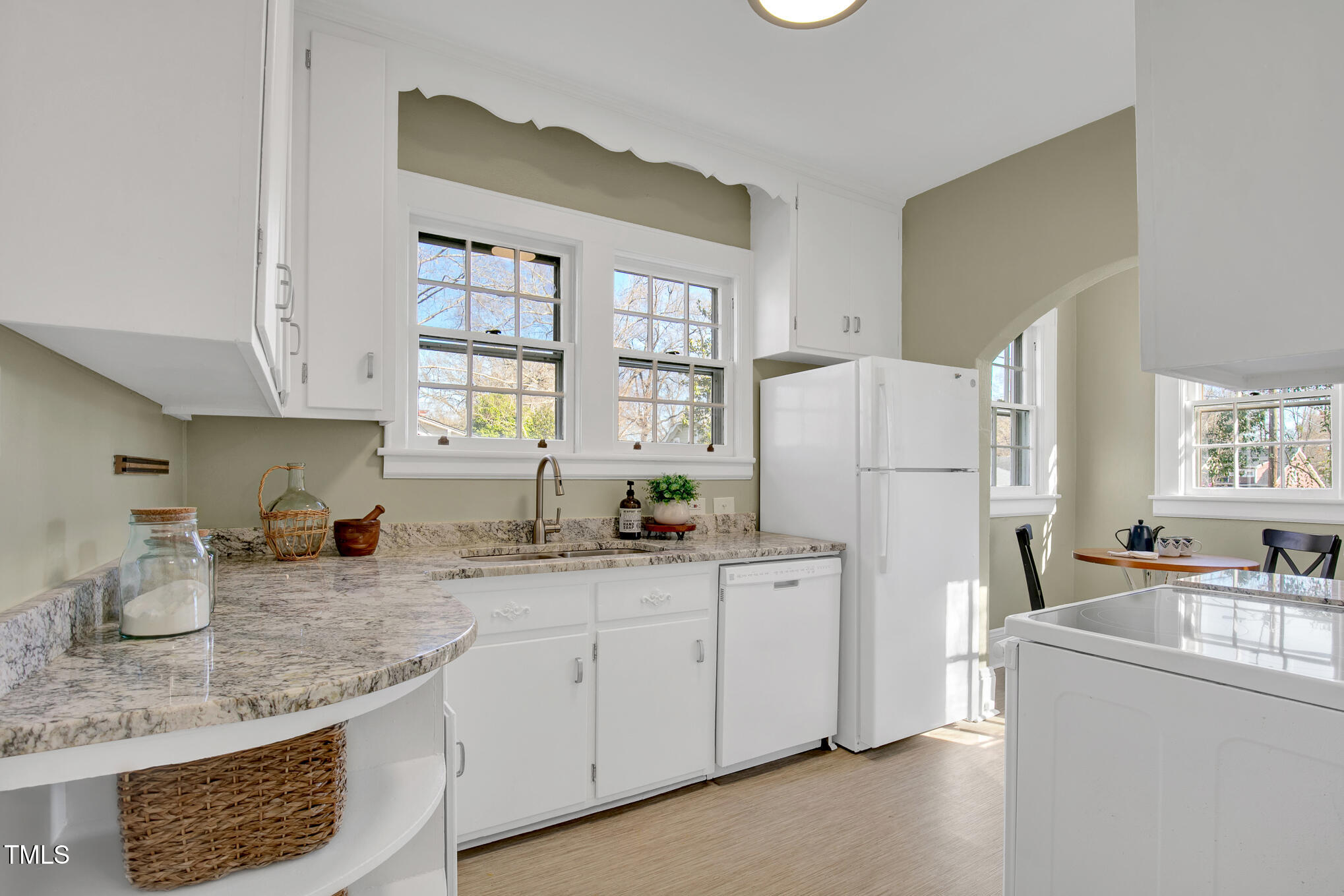 2401 Englewood Avenue