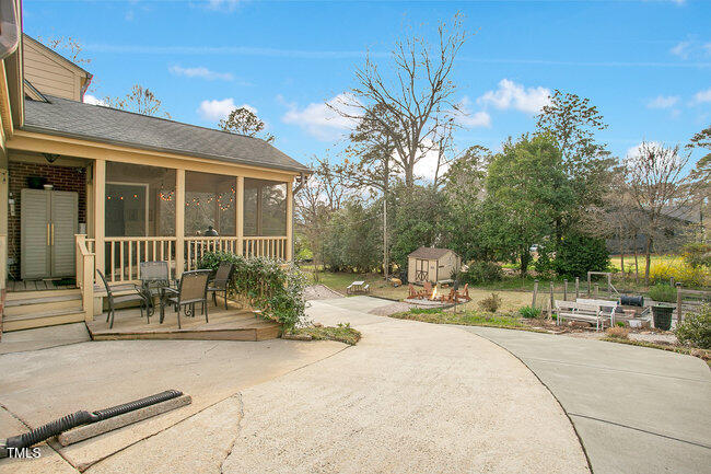 527 N Main Street