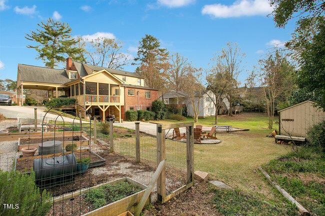 527 N Main Street