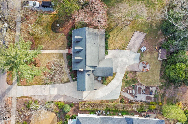 527 N Main Street