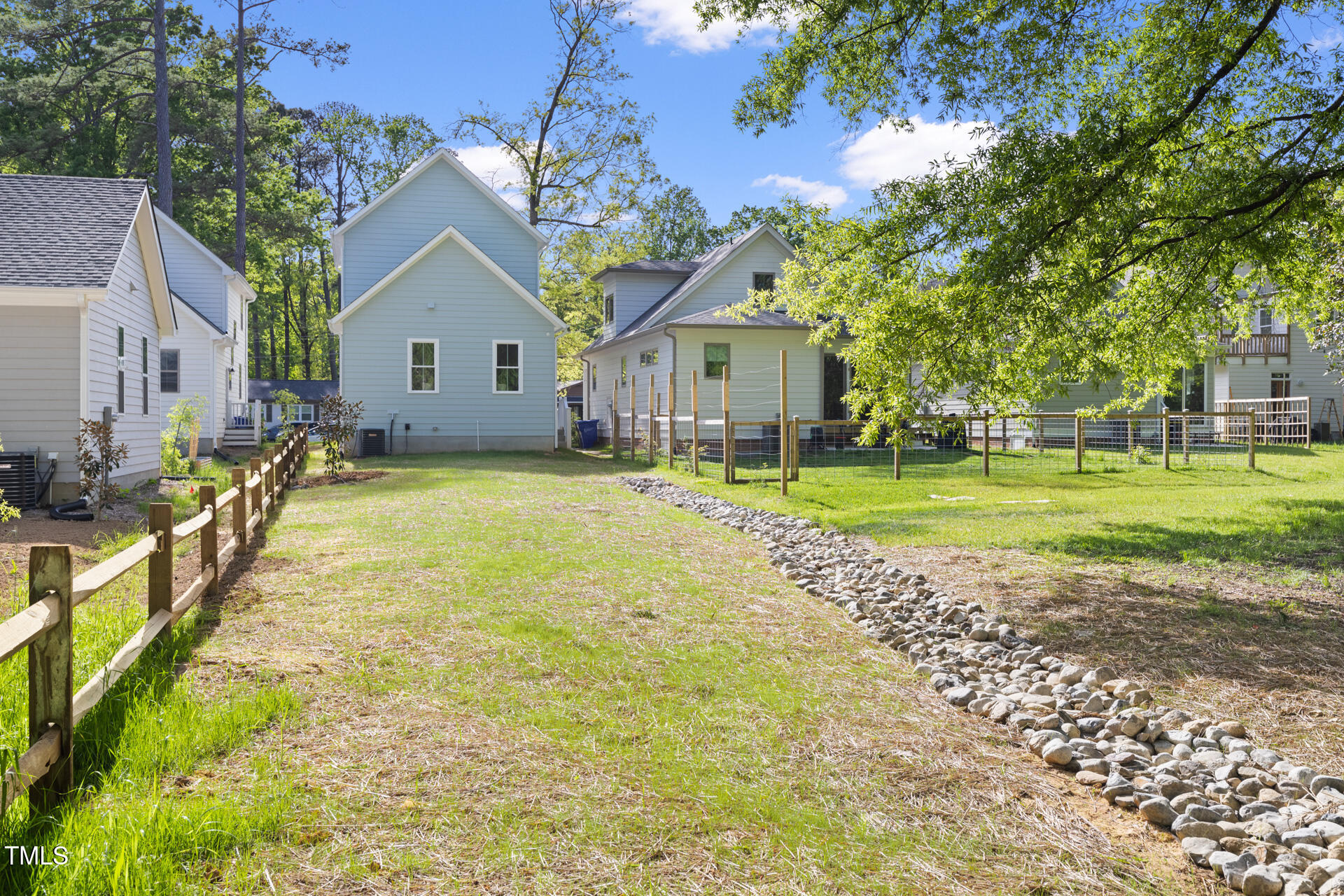 2816 Cascadilla Street