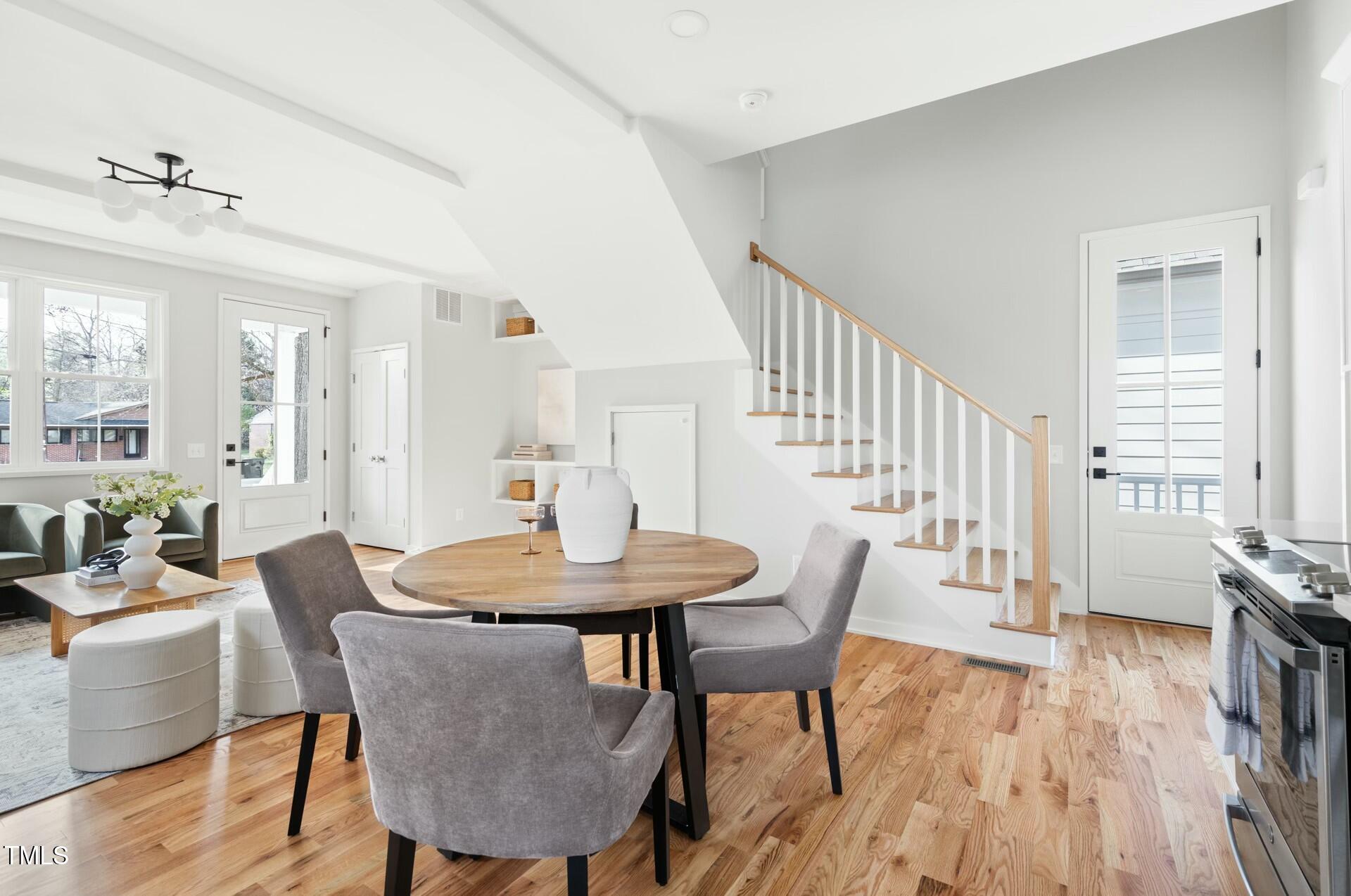 2816 Cascadilla Street