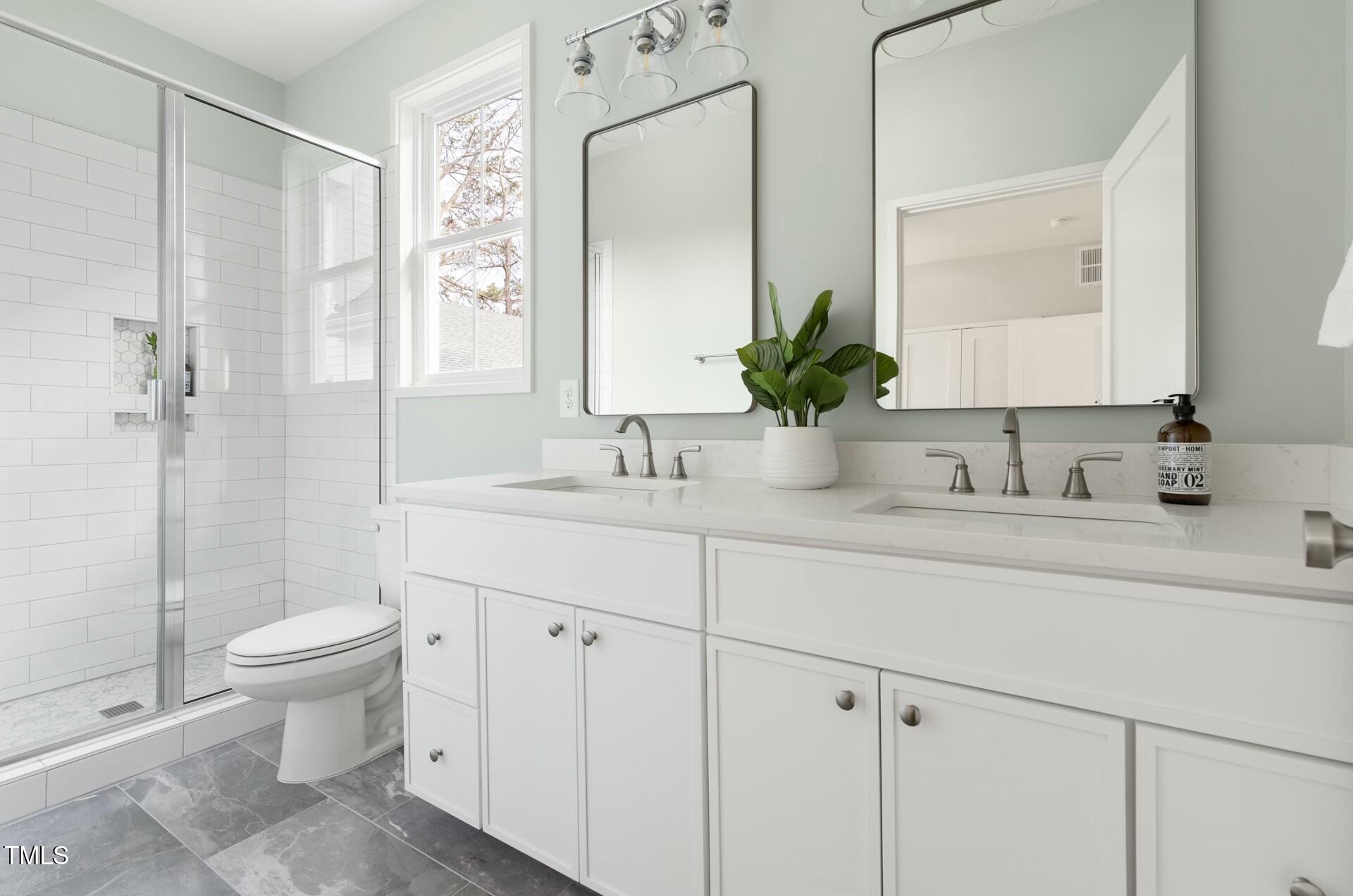 2816 Cascadilla Street