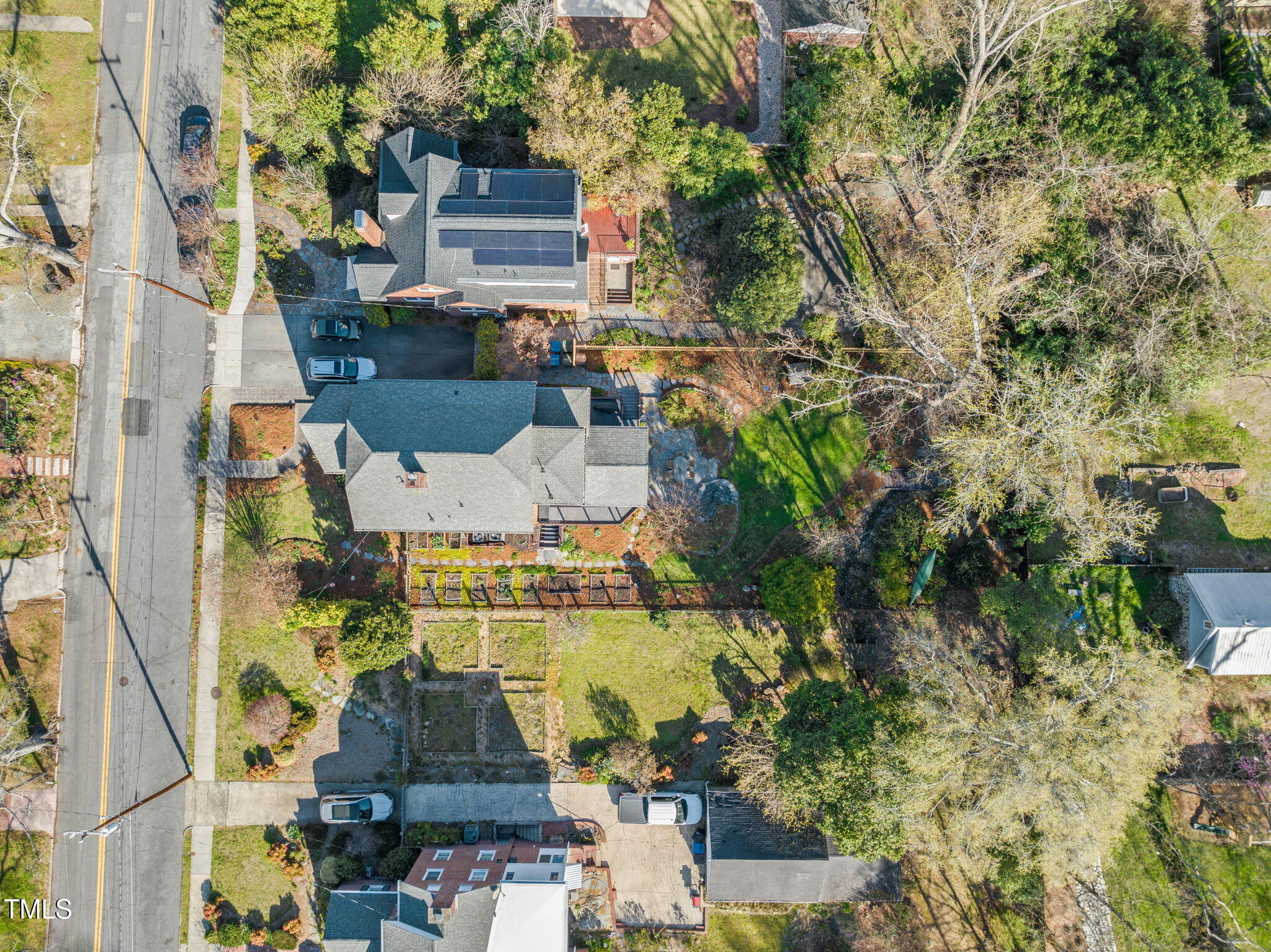 1009 W Markham Avenue