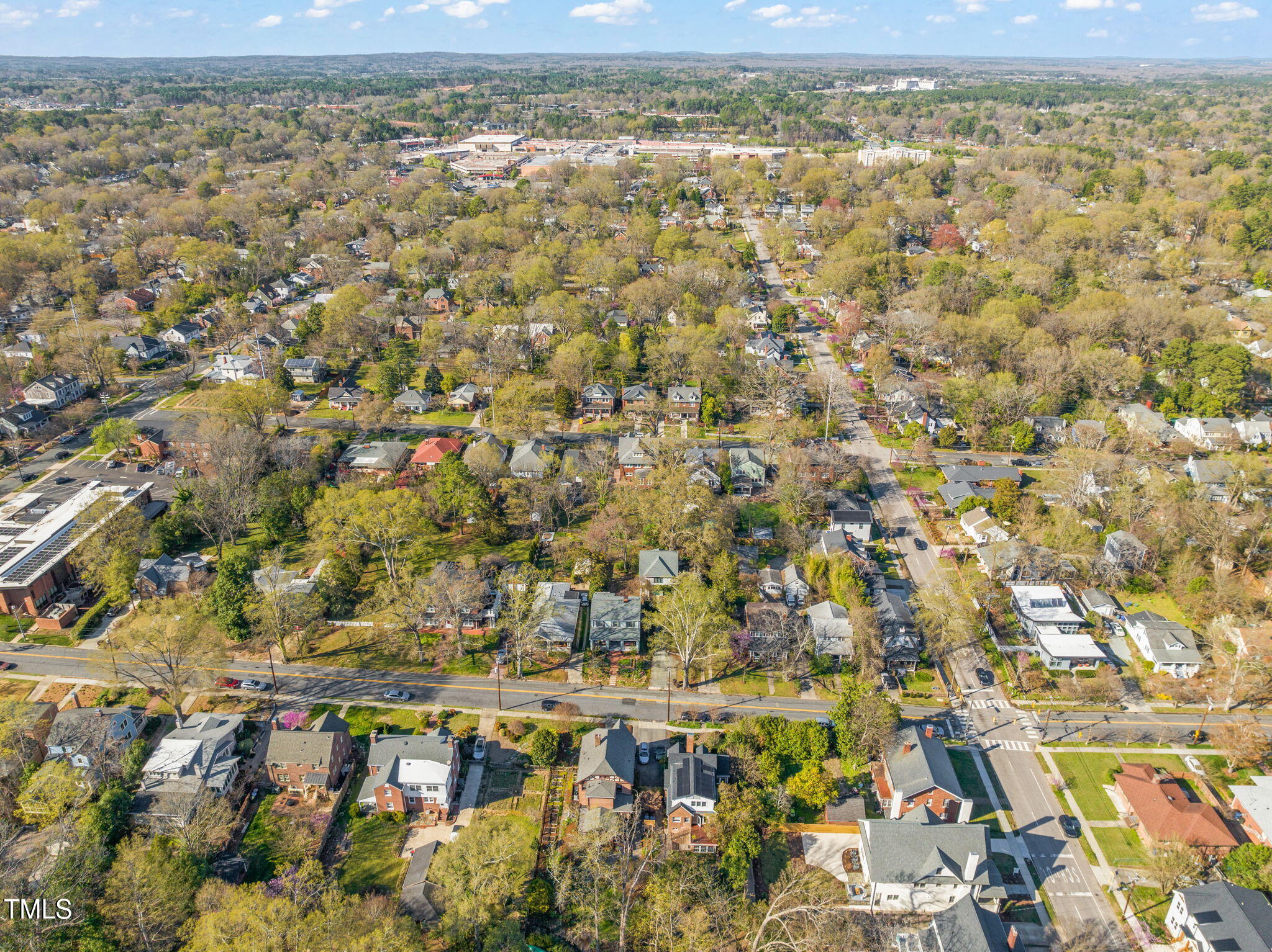 1009 W Markham Avenue