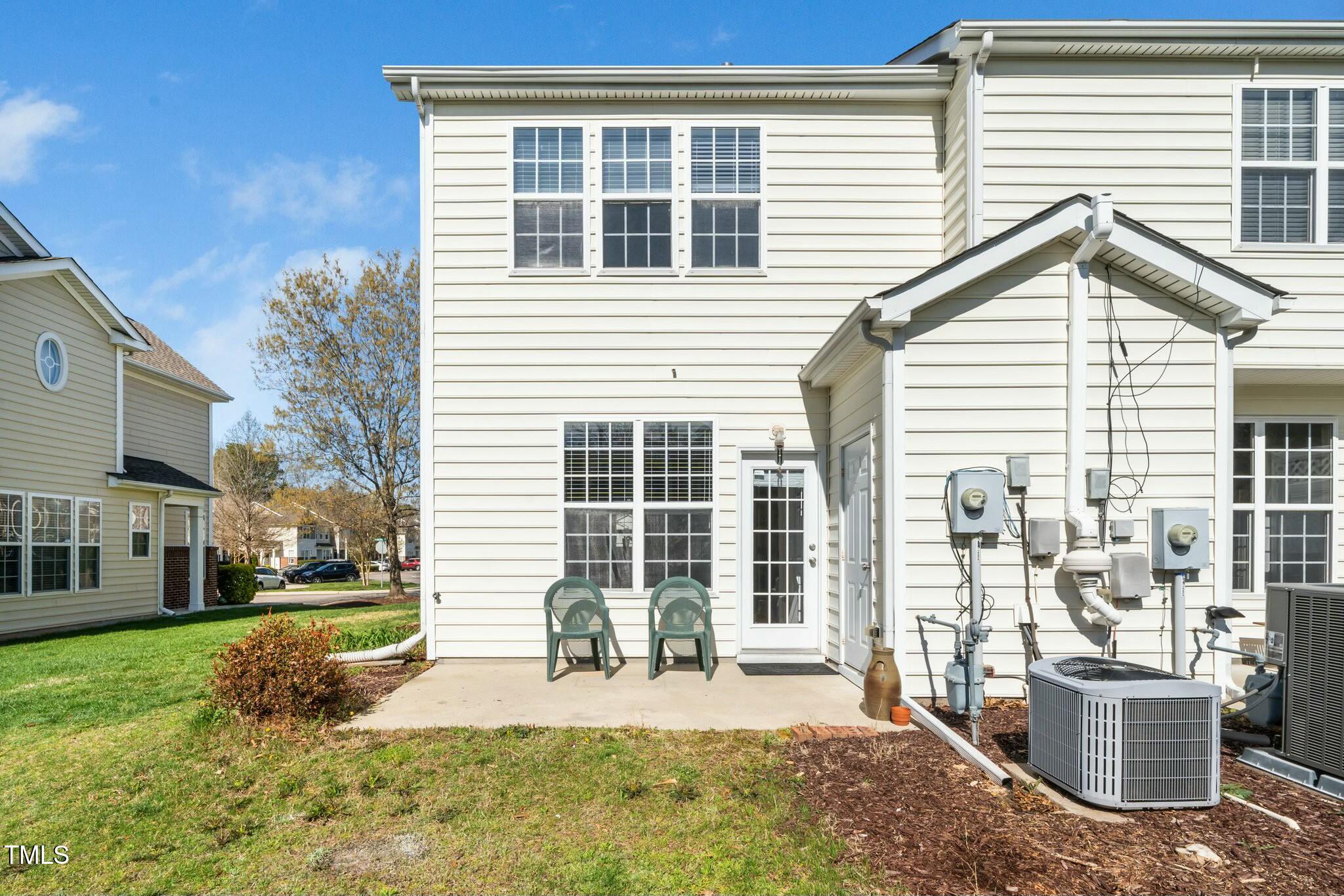 3615 Ramblewood Avenue