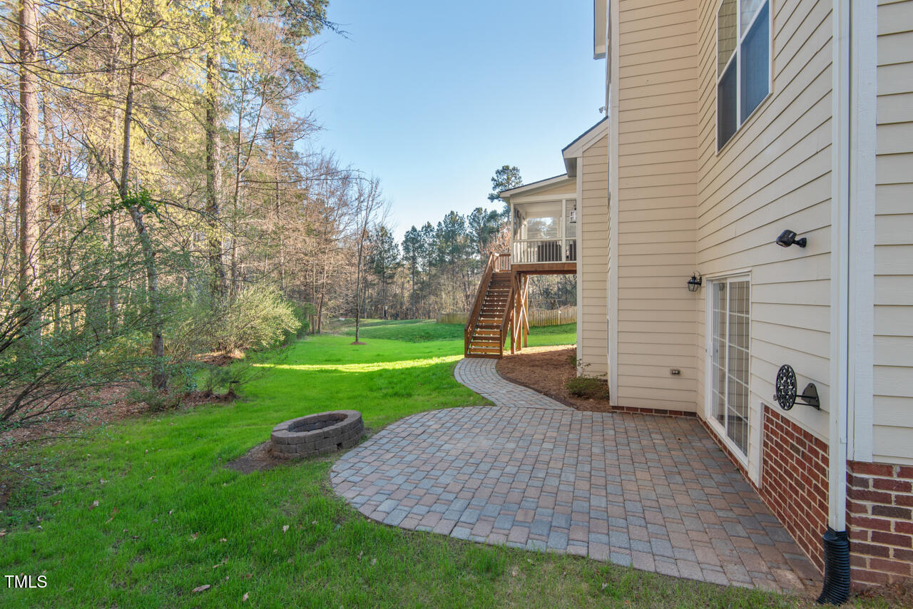 9 Water Stone Court