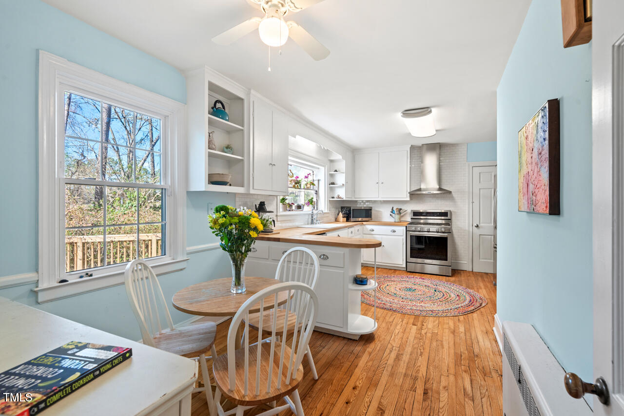 122 W Woodridge Drive