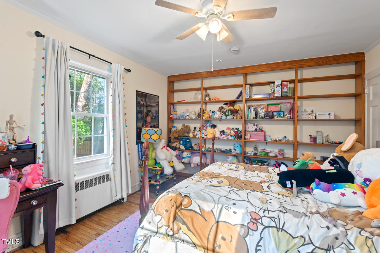 122 W Woodridge Drive