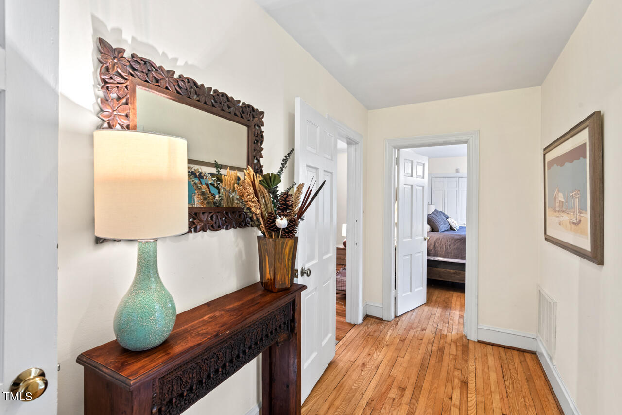 122 W Woodridge Drive