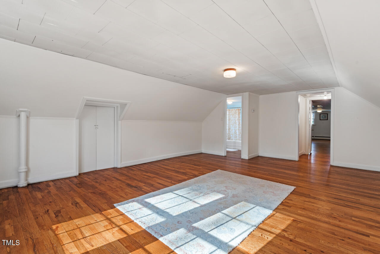 122 W Woodridge Drive