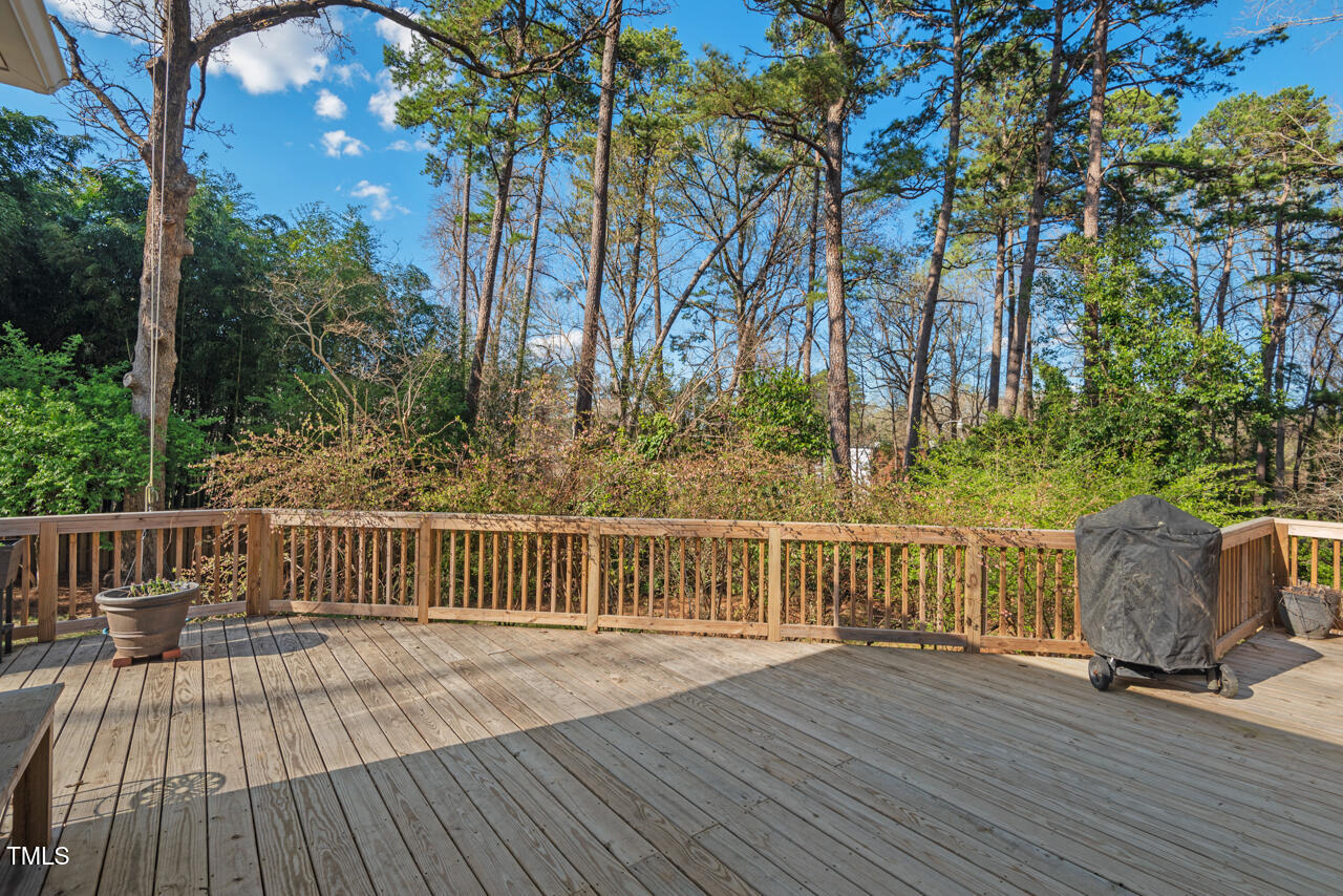 122 W Woodridge Drive