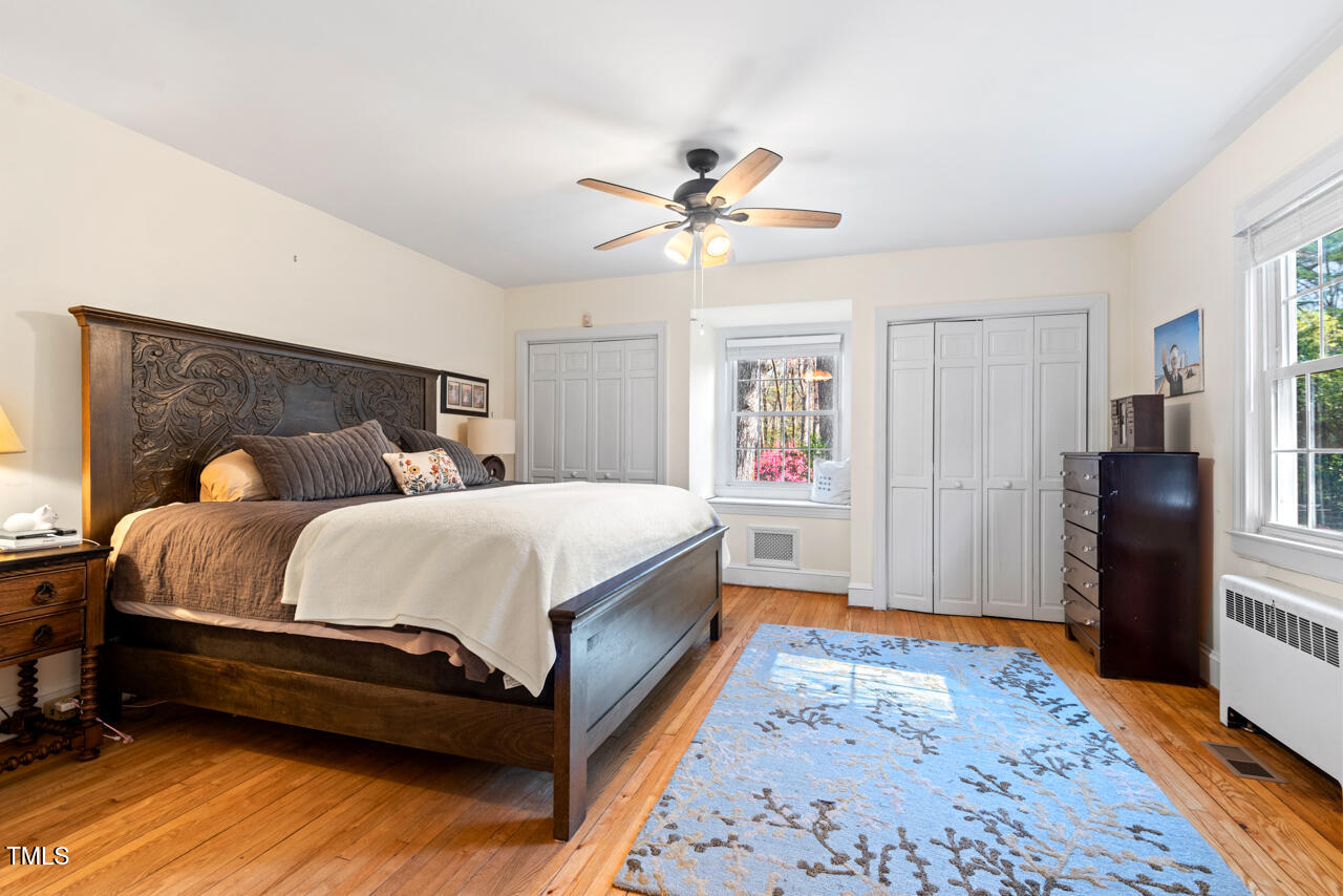 122 W Woodridge Drive