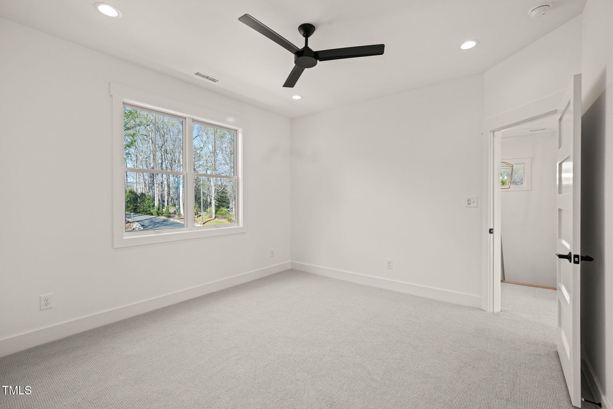 7950 Country Knoll Road