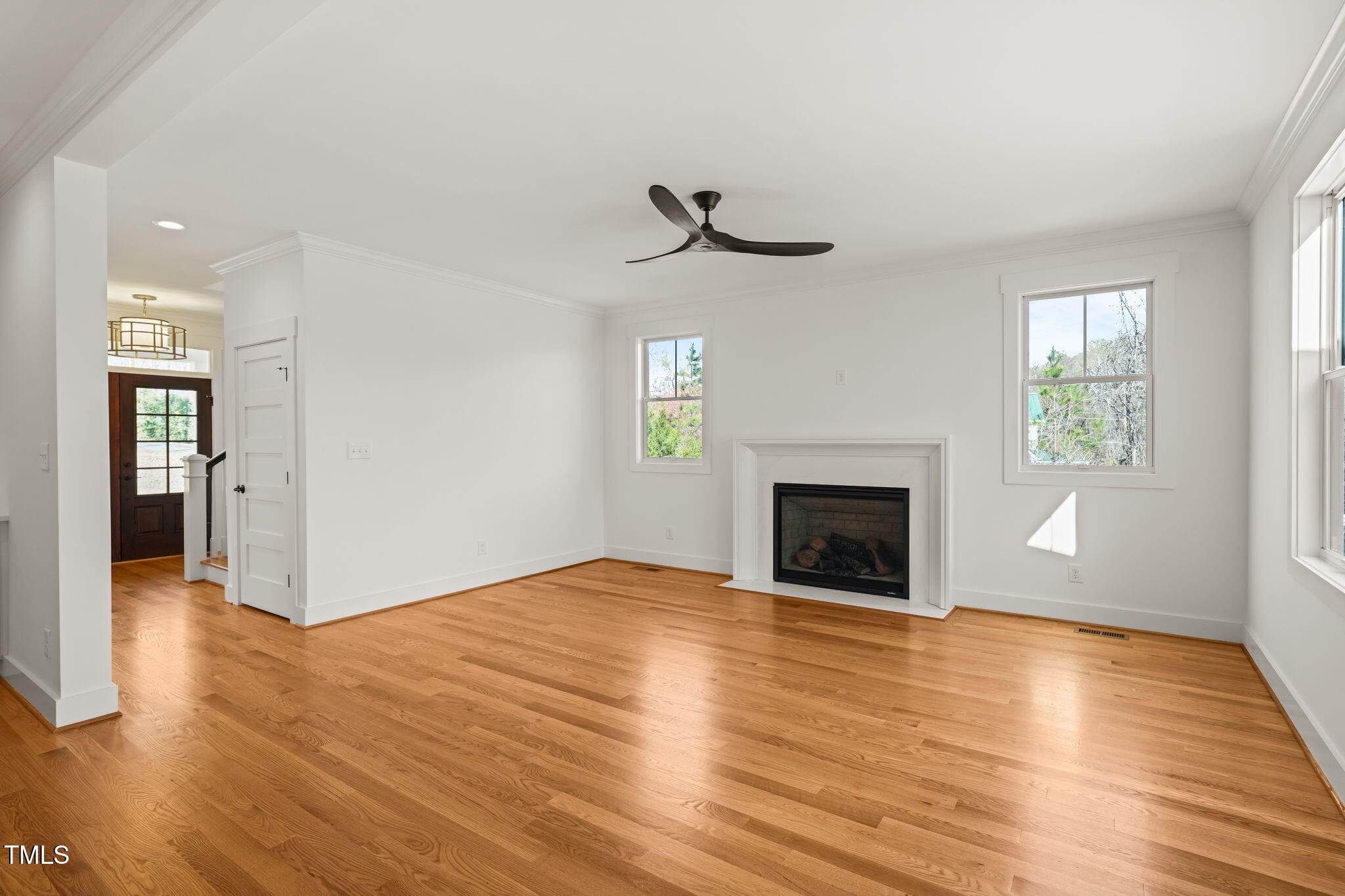 7950 Country Knoll Road