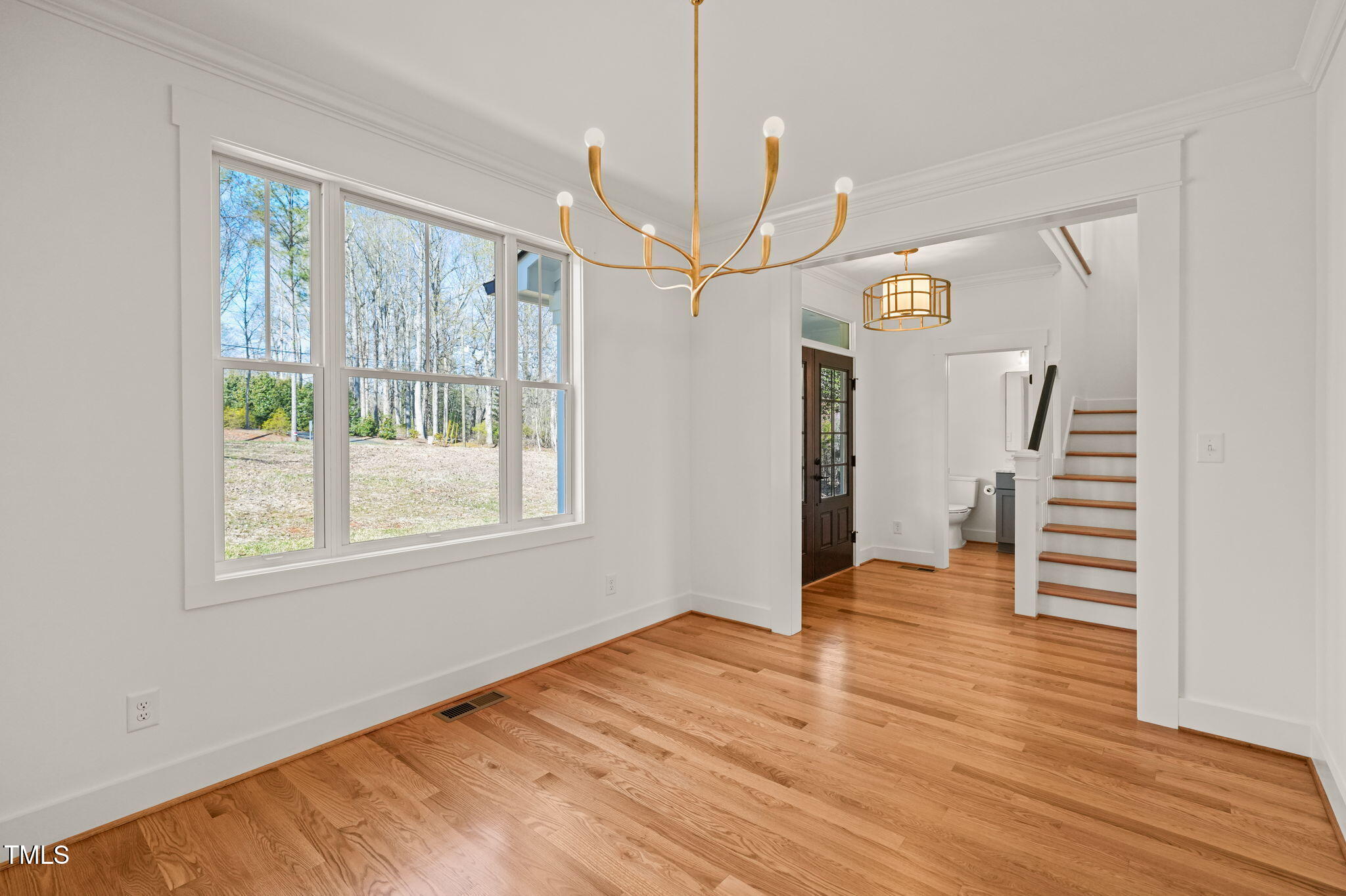 7950 Country Knoll Road