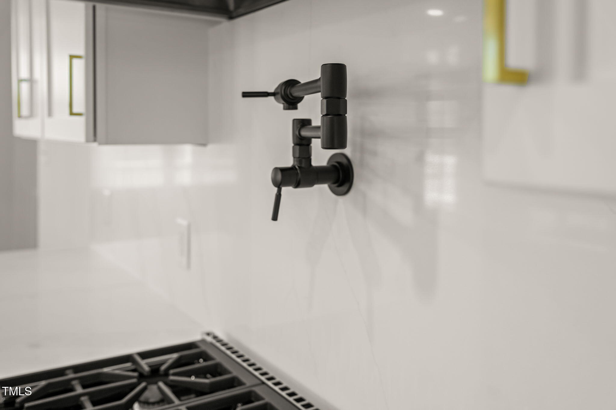 7950 Country Knoll Road