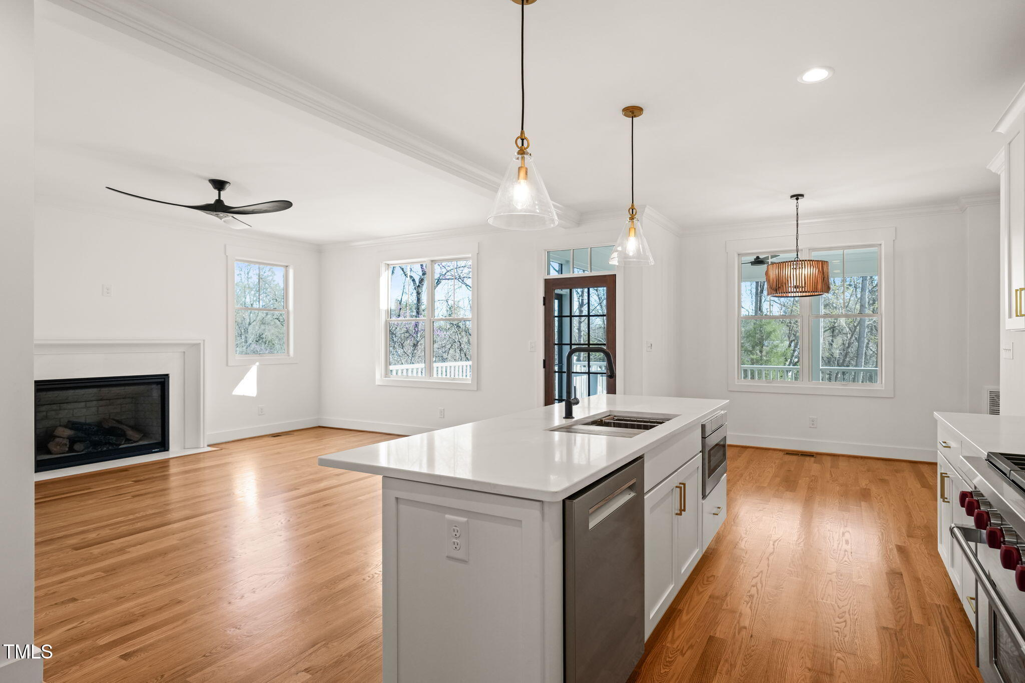 7950 Country Knoll Road