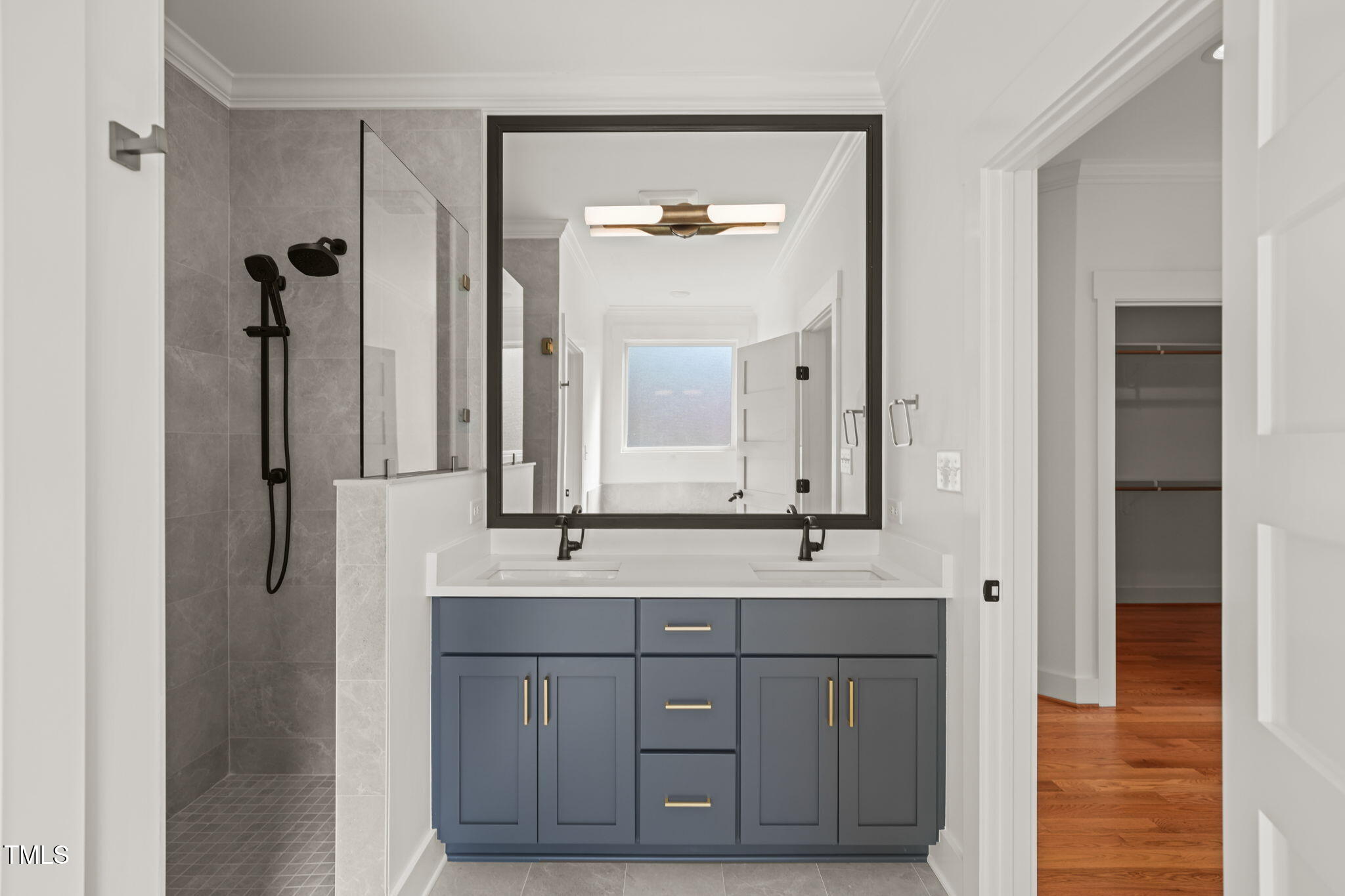 7950 Country Knoll Road