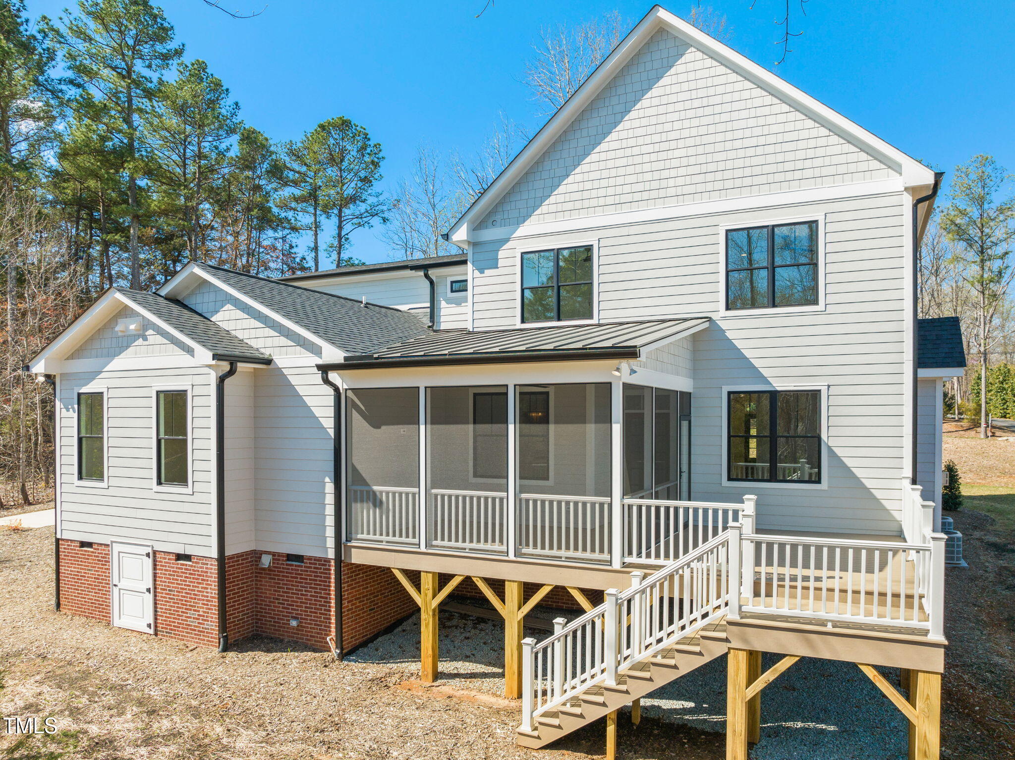 7950 Country Knoll Road