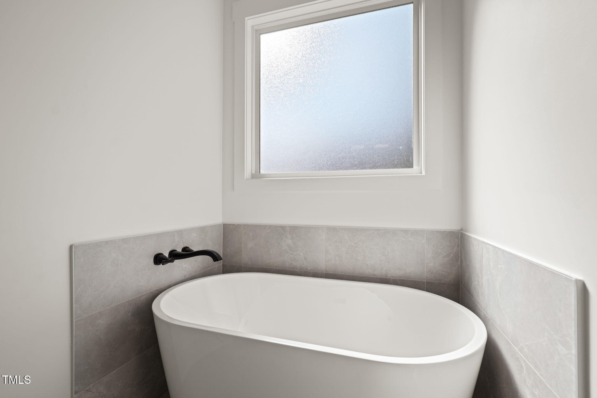 7950 Country Knoll Road