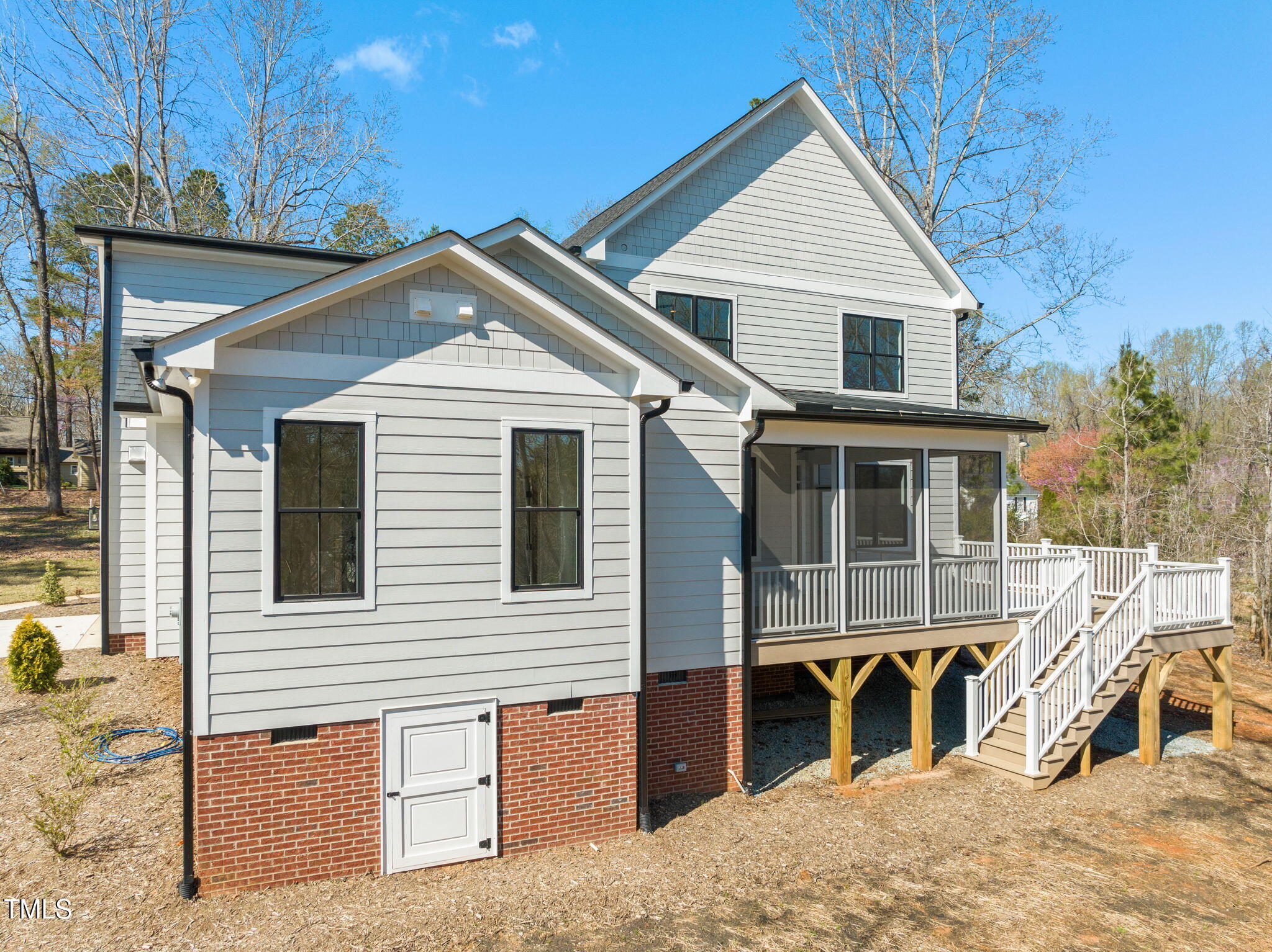 7950 Country Knoll Road