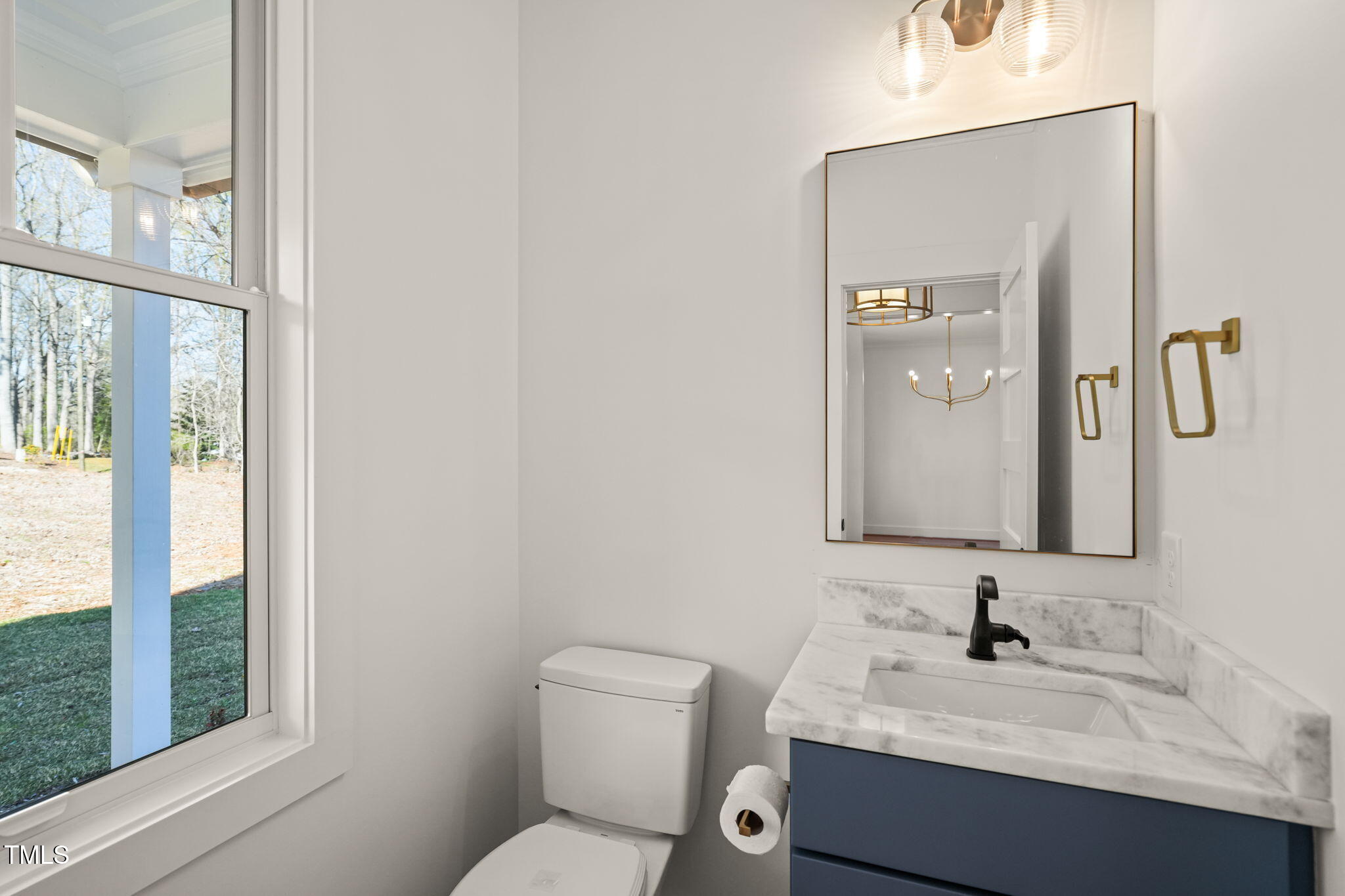 7950 Country Knoll Road