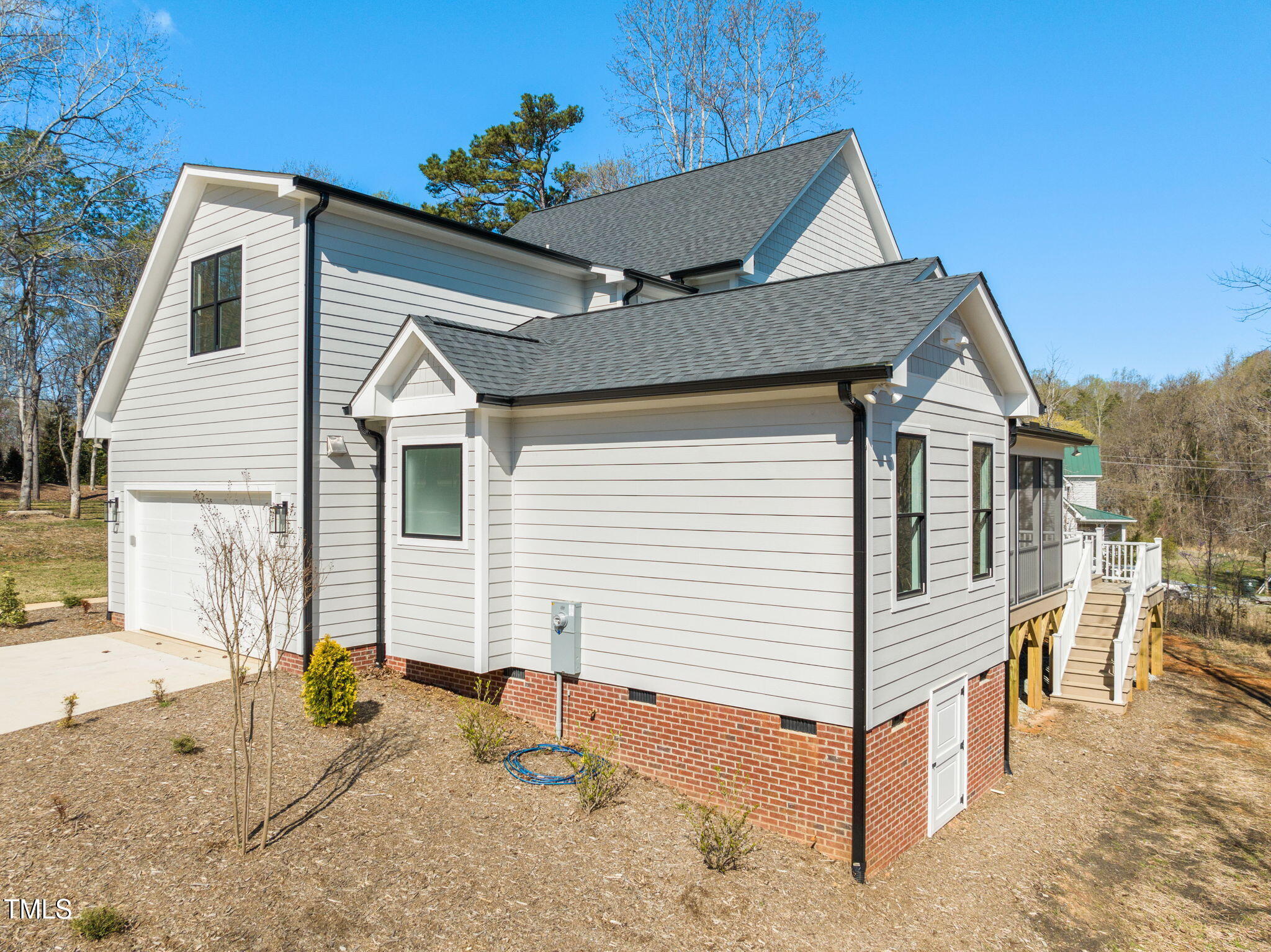 7950 Country Knoll Road