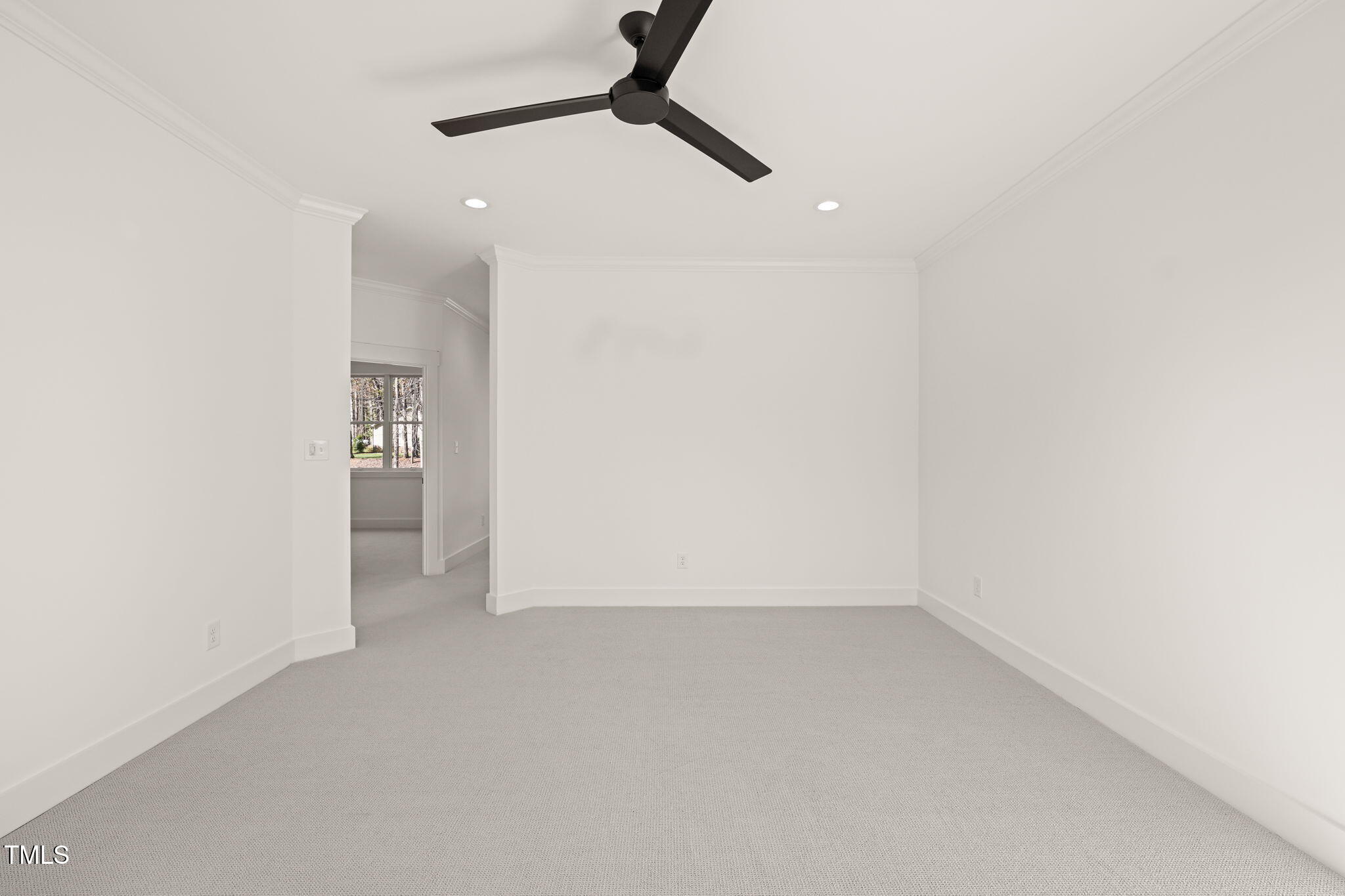 7950 Country Knoll Road