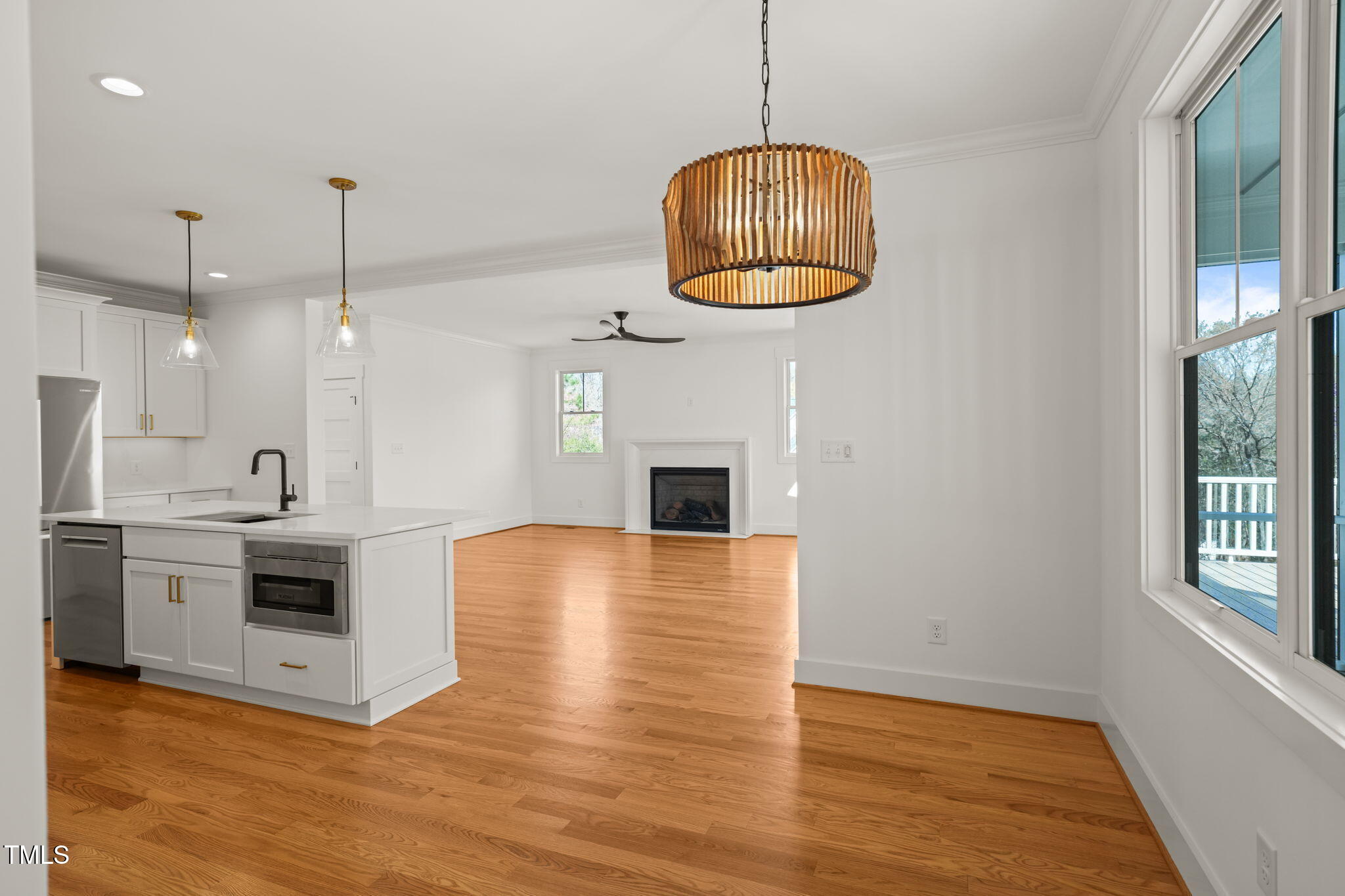 7950 Country Knoll Road