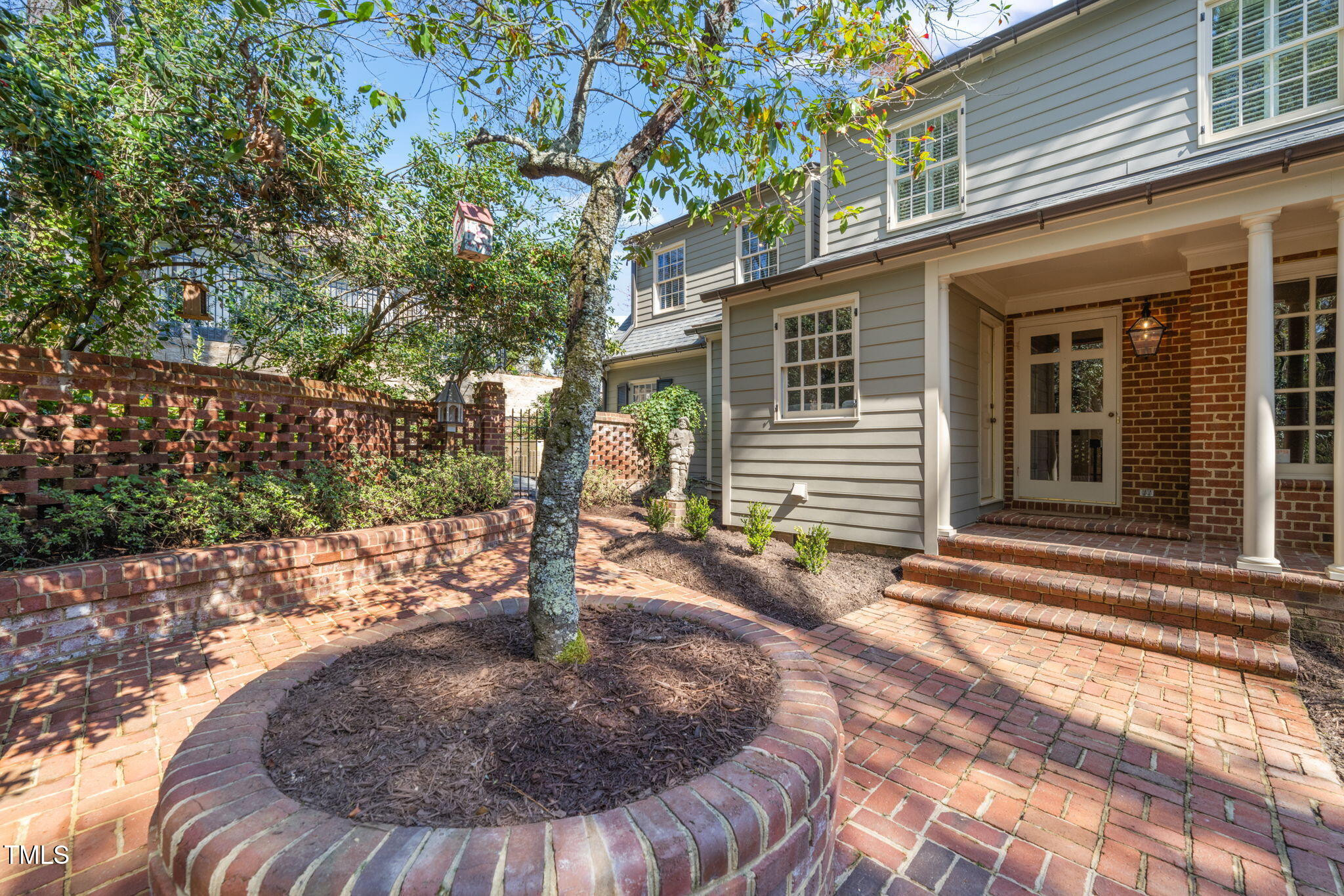 3916 Dover Road