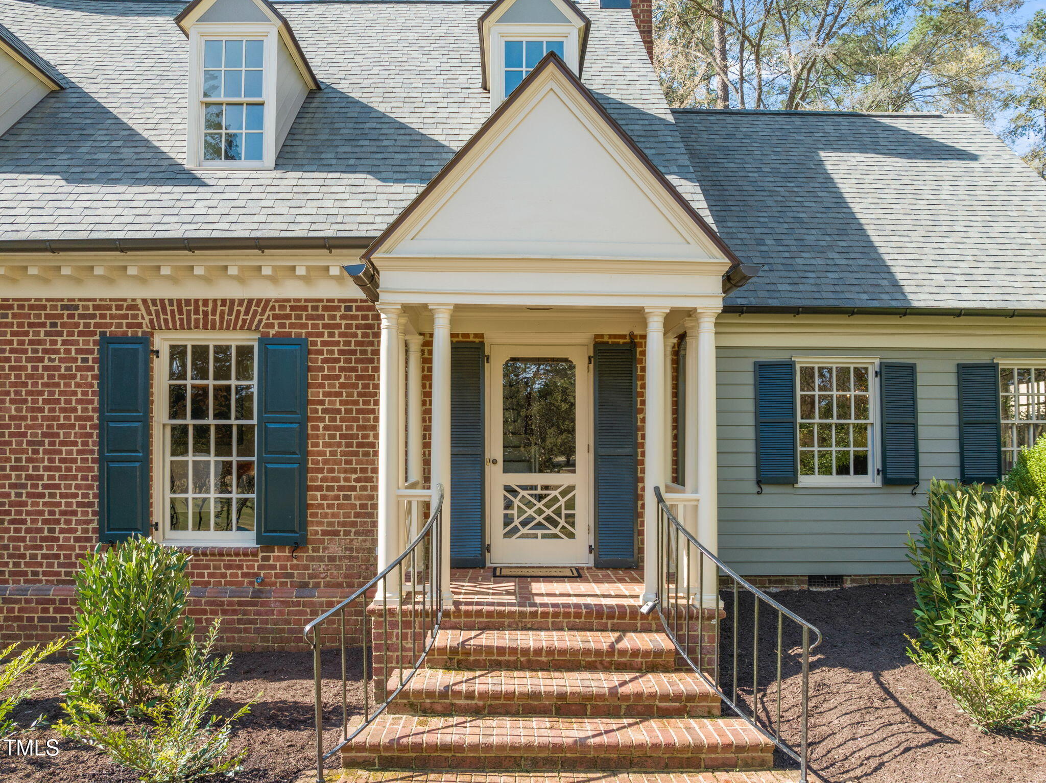 3916 Dover Road