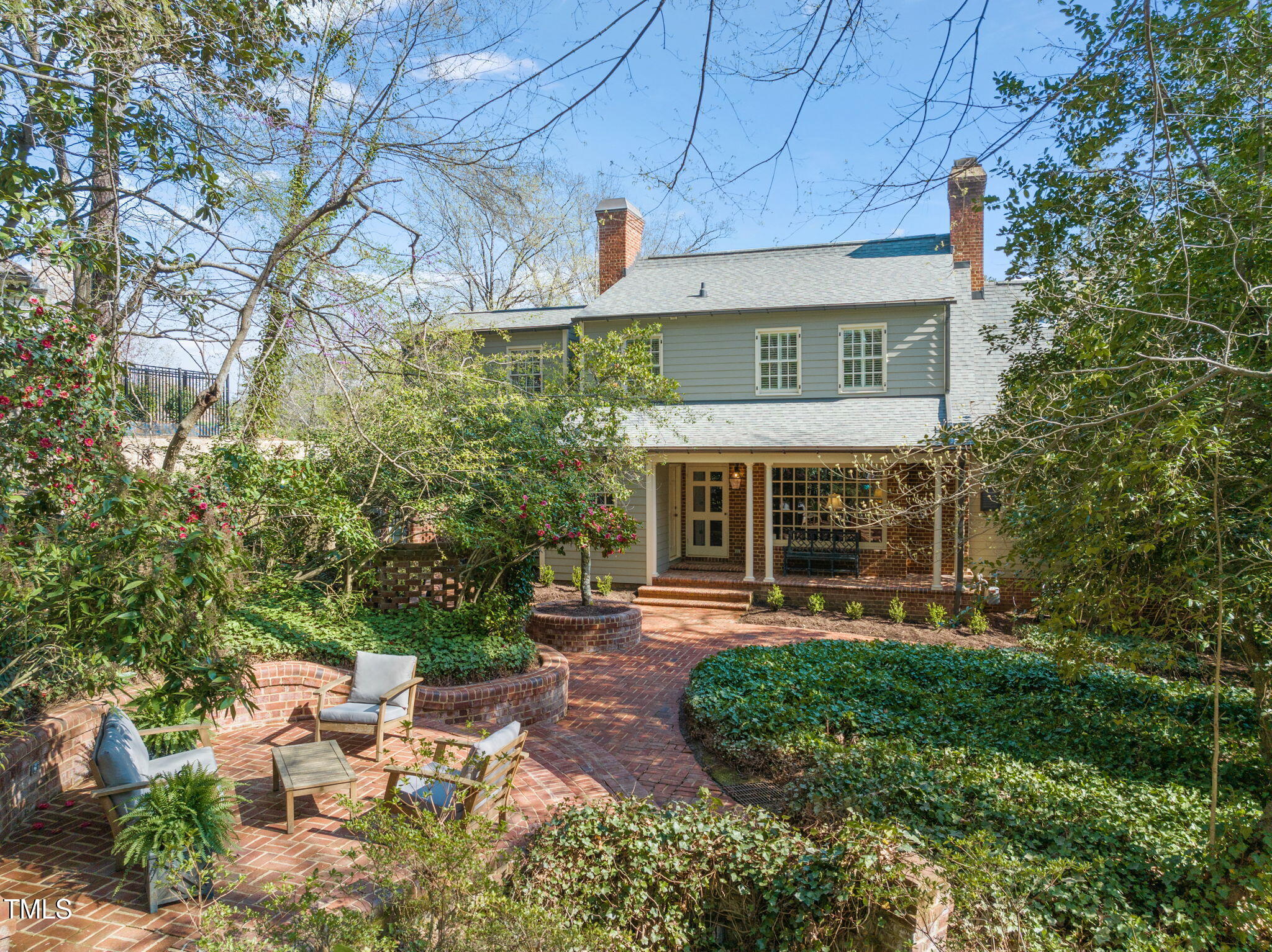 3916 Dover Road