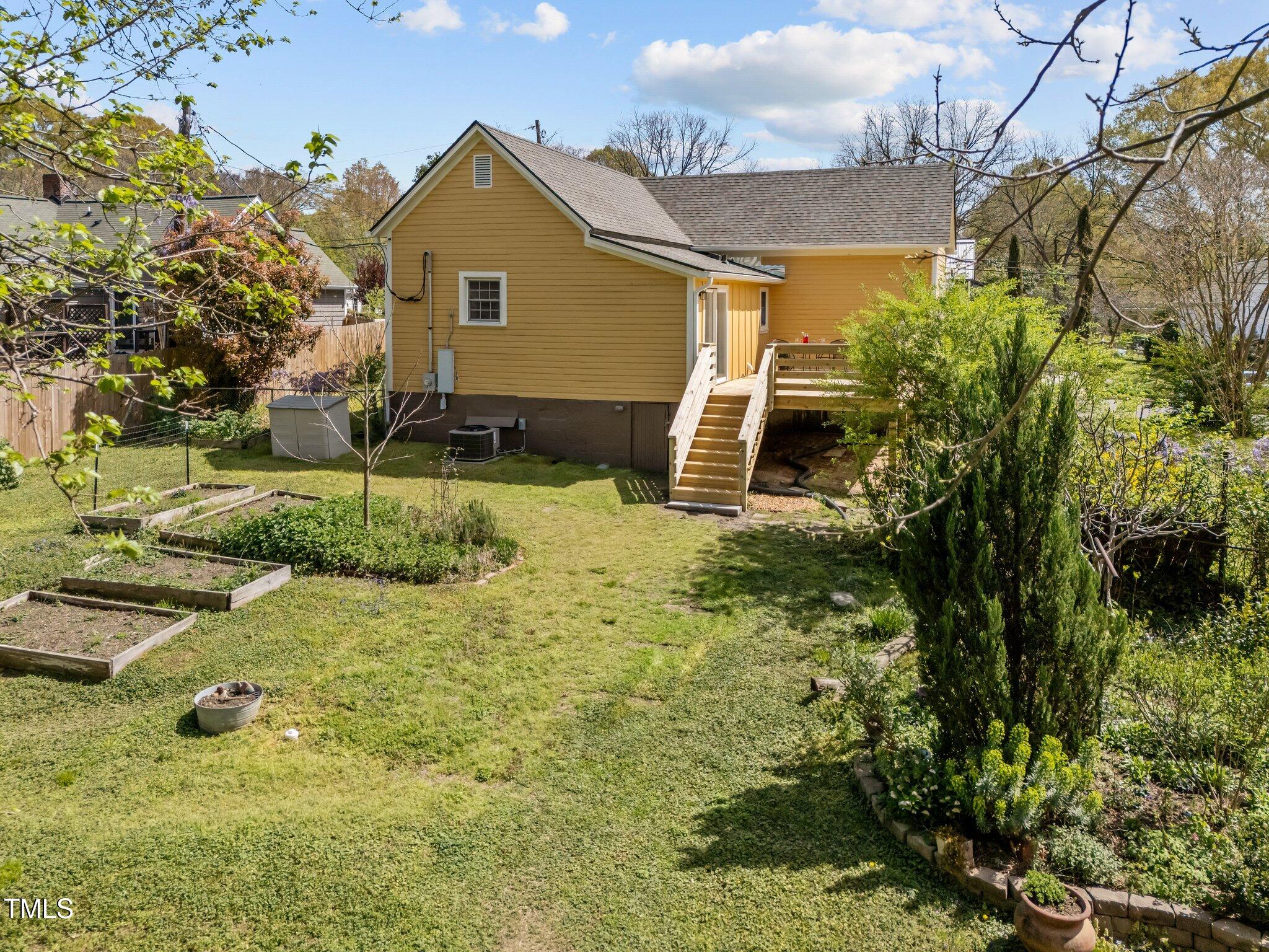 907 Carolina Avenue