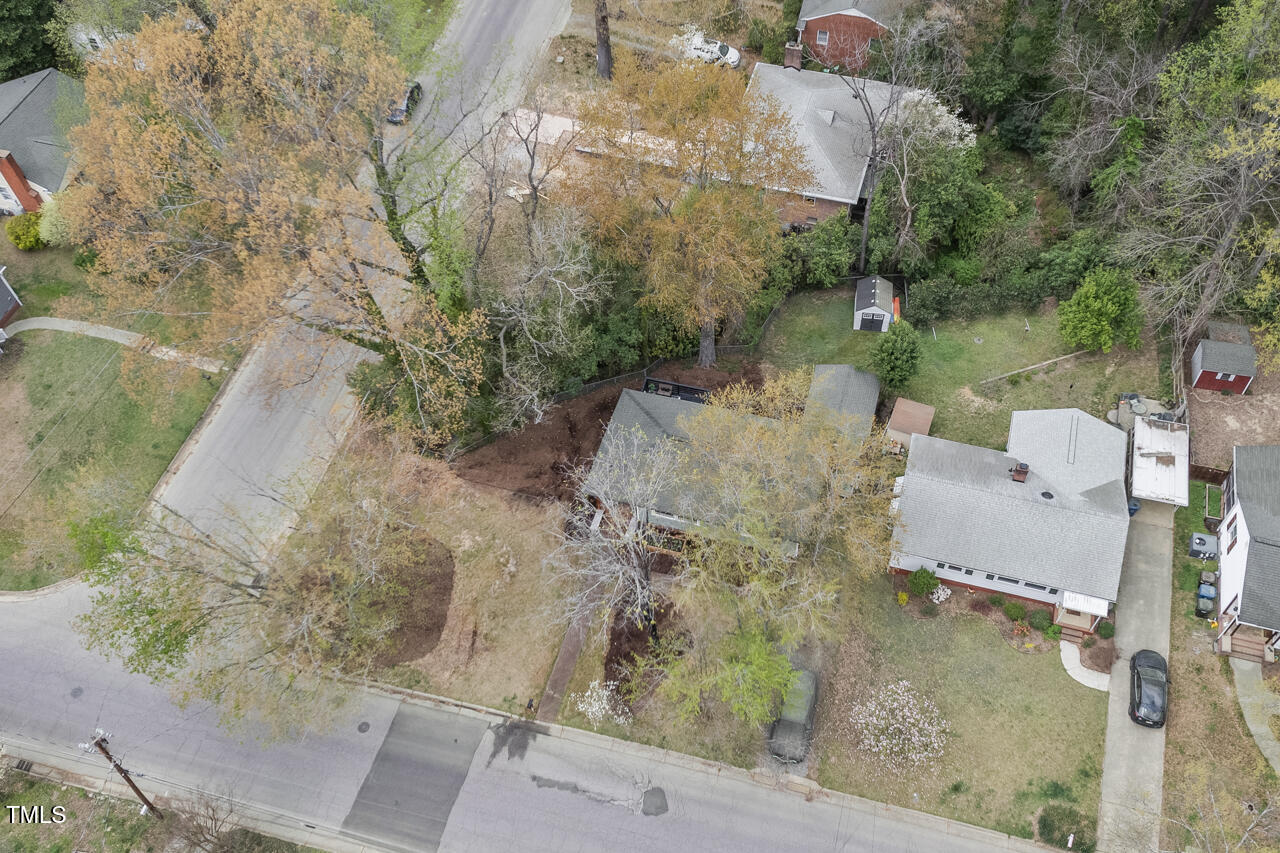 304 W Maynard Avenue