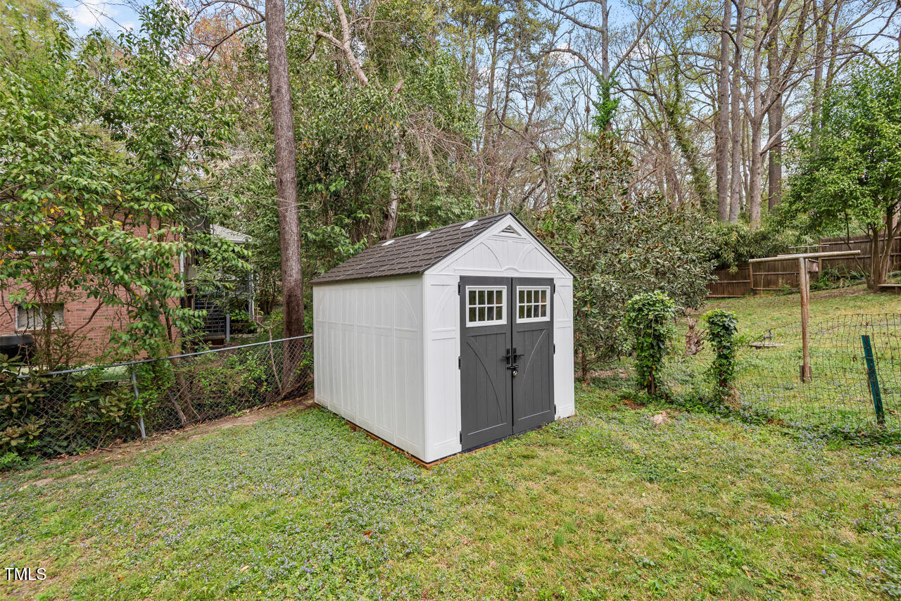 304 W Maynard Avenue