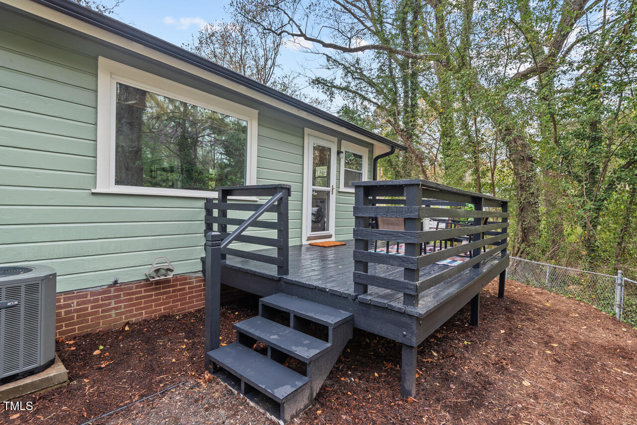 304 W Maynard Avenue