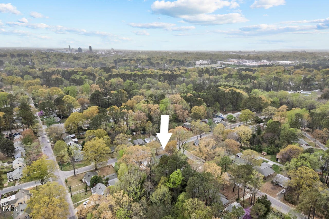 304 W Maynard Avenue