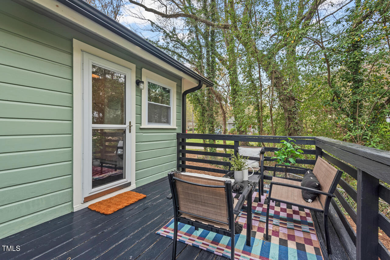 304 W Maynard Avenue