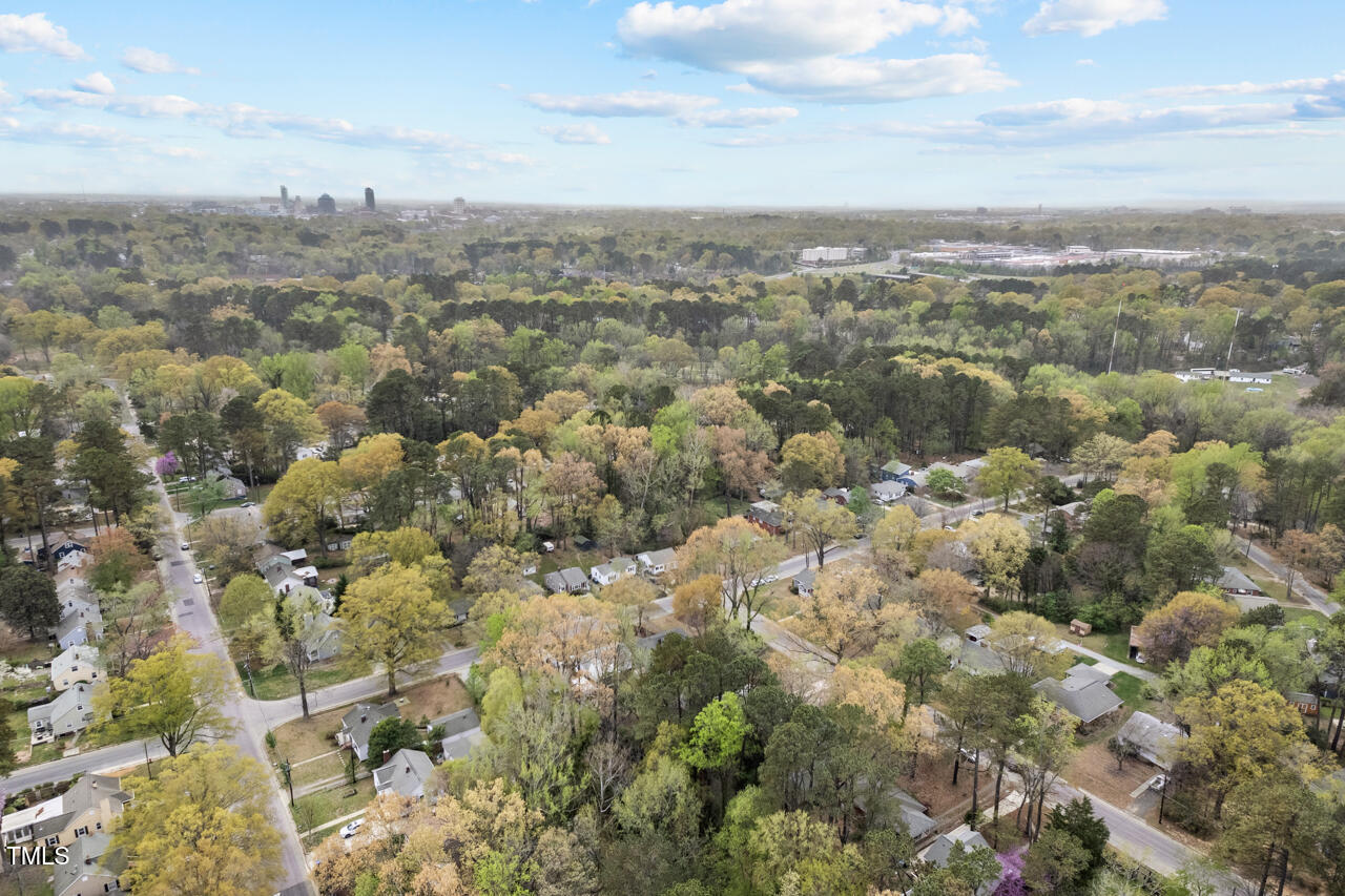 304 W Maynard Avenue