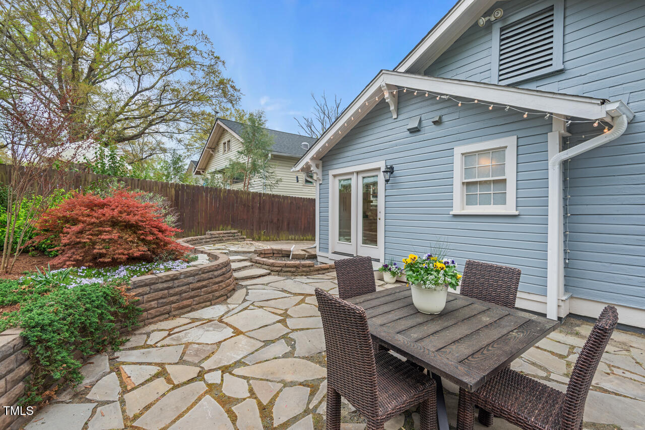 410 N Hyde Park Avenue