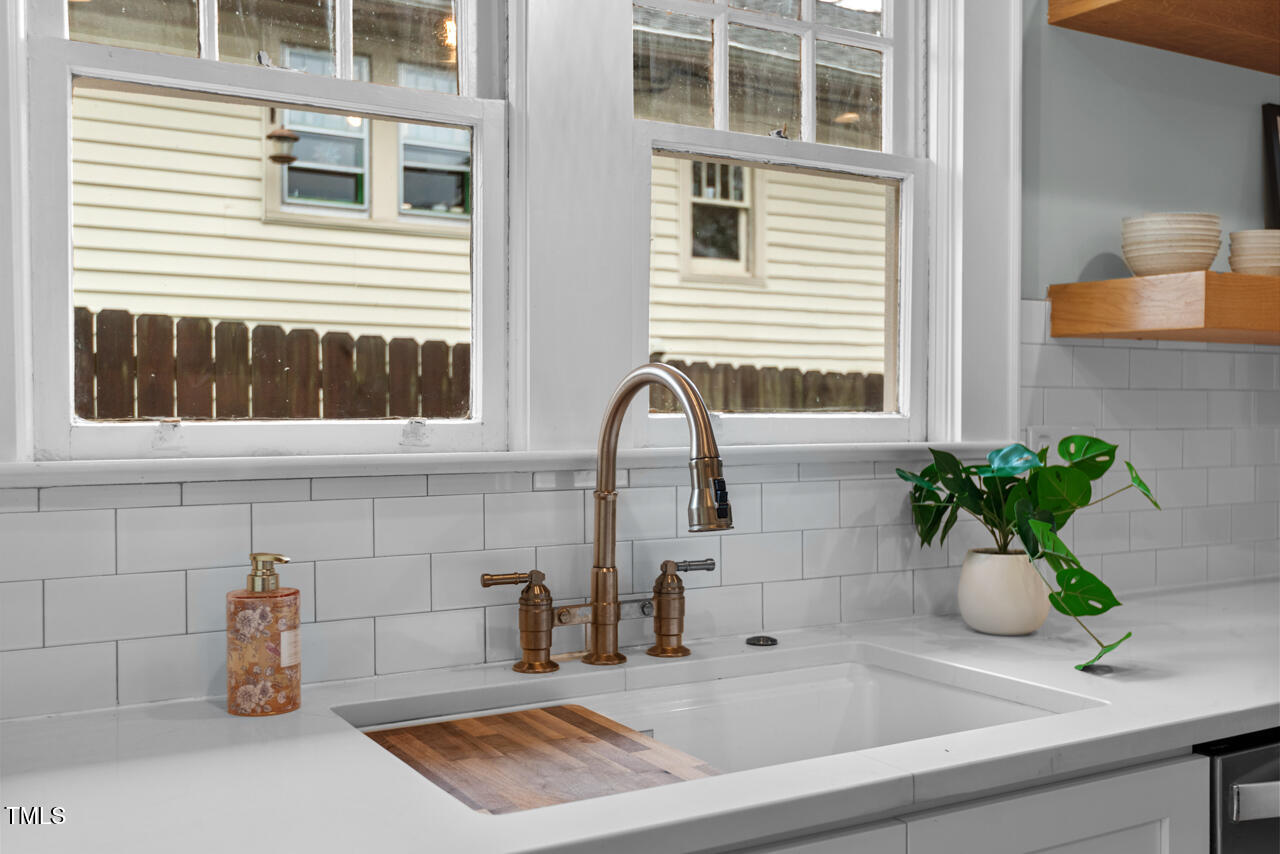 410 N Hyde Park Avenue